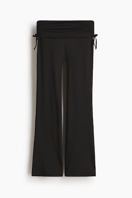 Utsvängda yogaleggings
