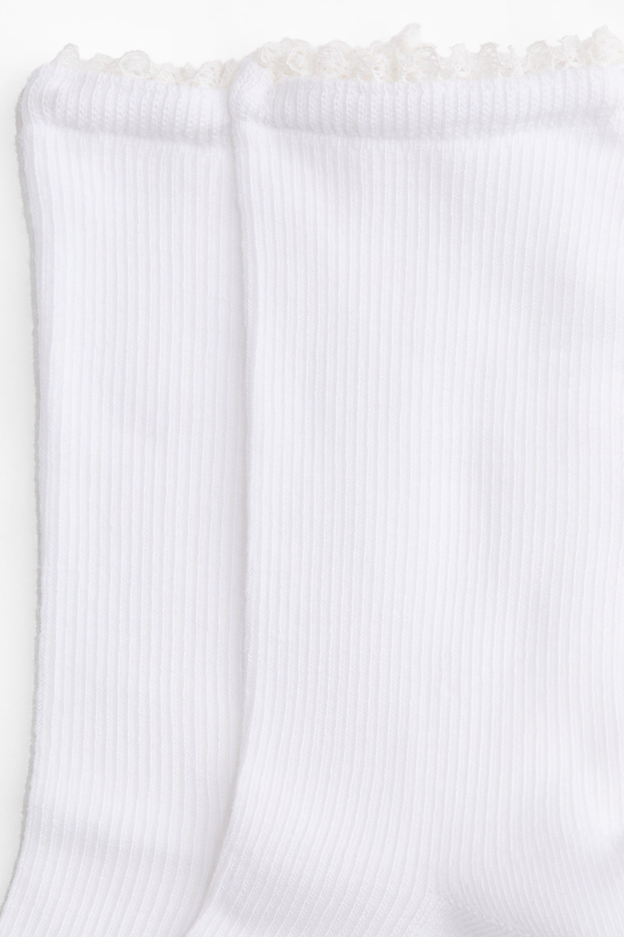 Lot de 2 paires chaussettes avec dentelle