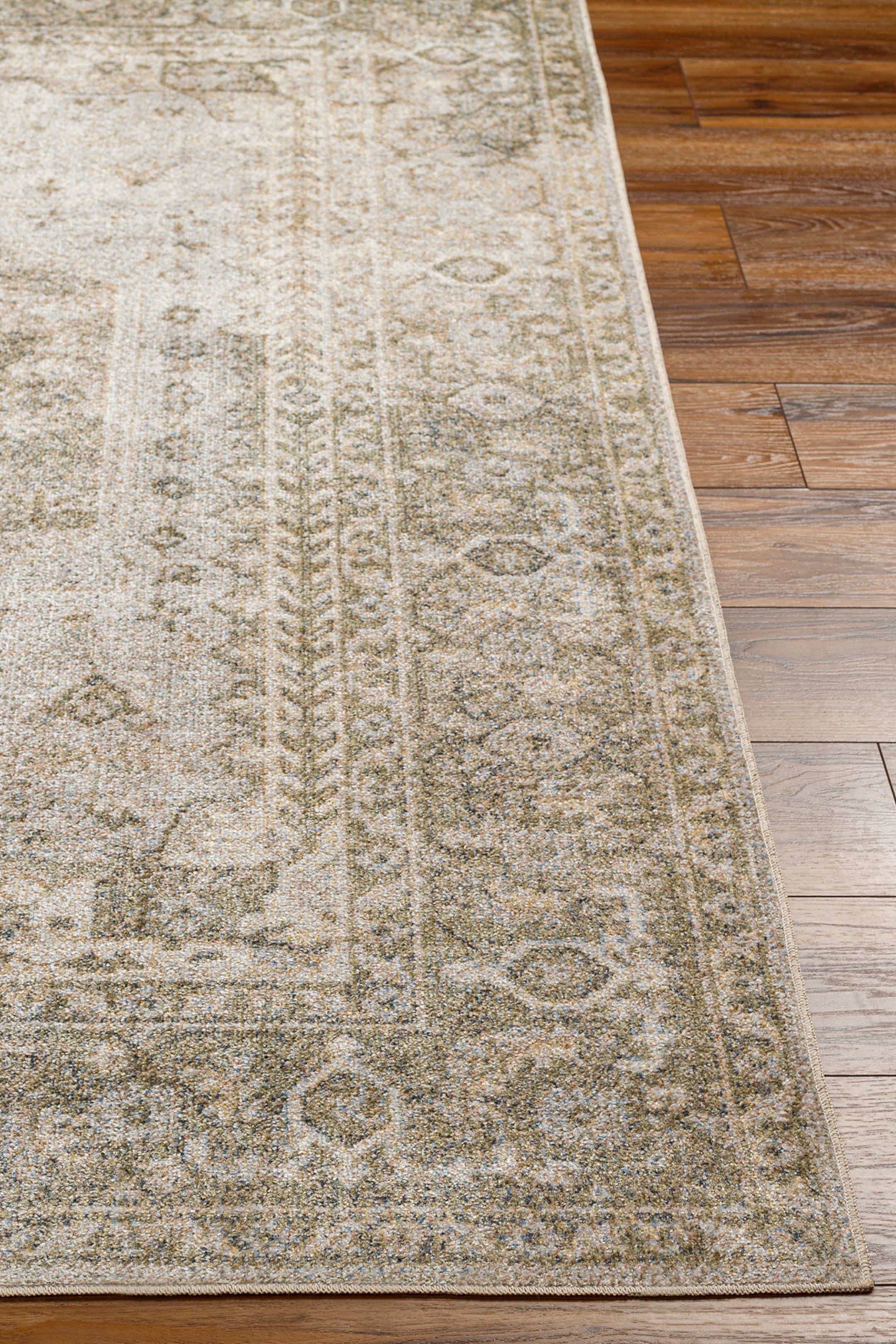 Brown Lillian Washable Traditional Vintage Boho Rug at H&M Home | H&M GB