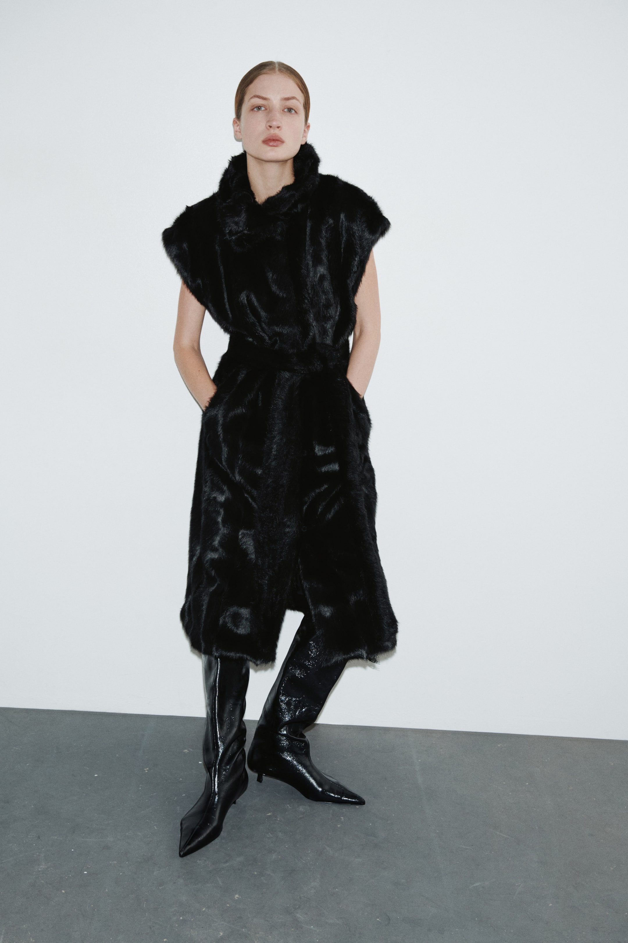 Ampliar la imagen: Botas en punta - Negro - Ladies | H&M MX 1