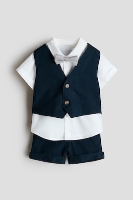 4-delat dressat set i linmix