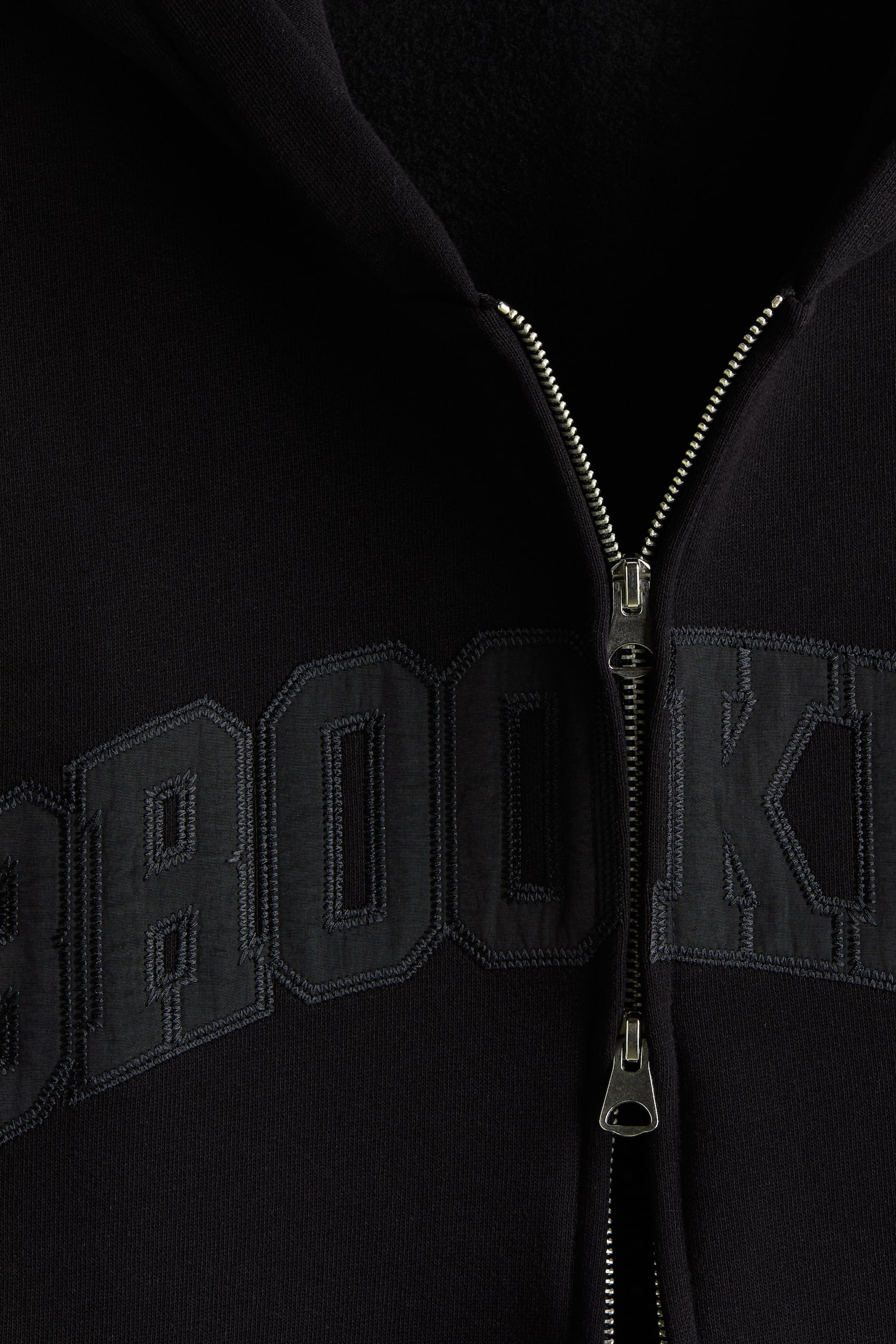 Мужская куртка H&M Oversized Printed Hooded, цвет: Чёрный — фото 7
