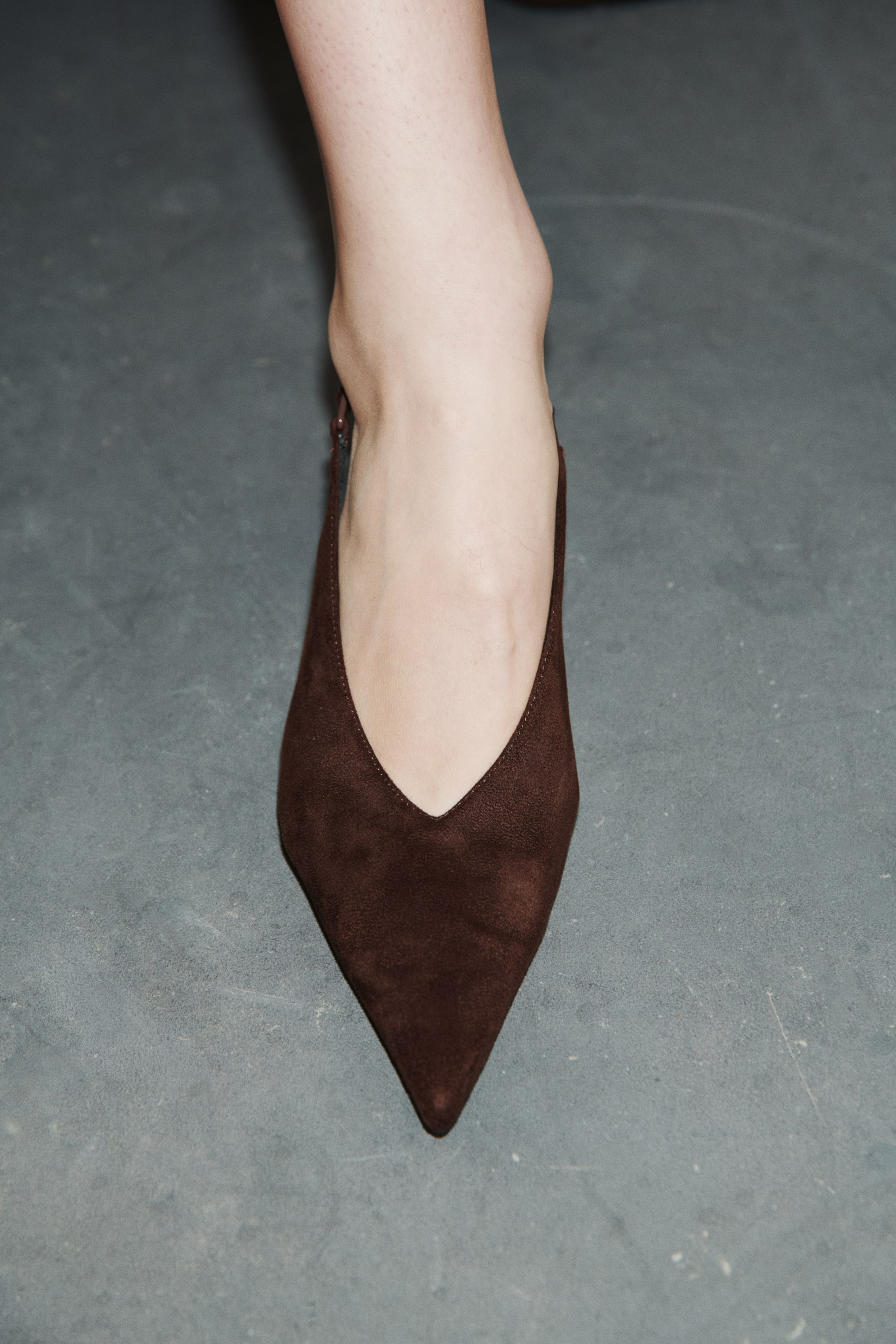 Vis større bilde: Slingbacks med snellehæl - Mørk brun - DAME | H&M NO 4