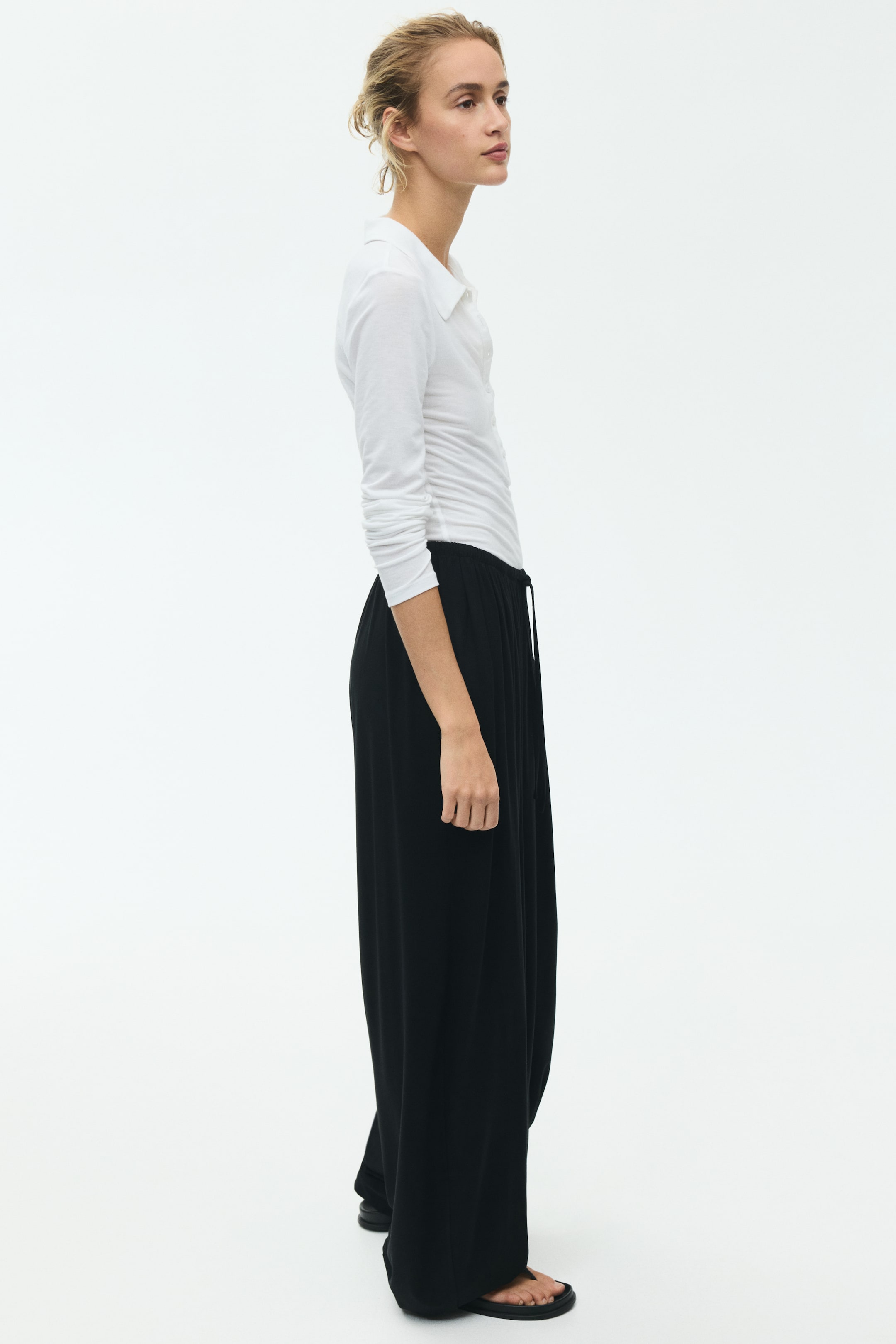 Balloon-Leg Pants with Drawstring
