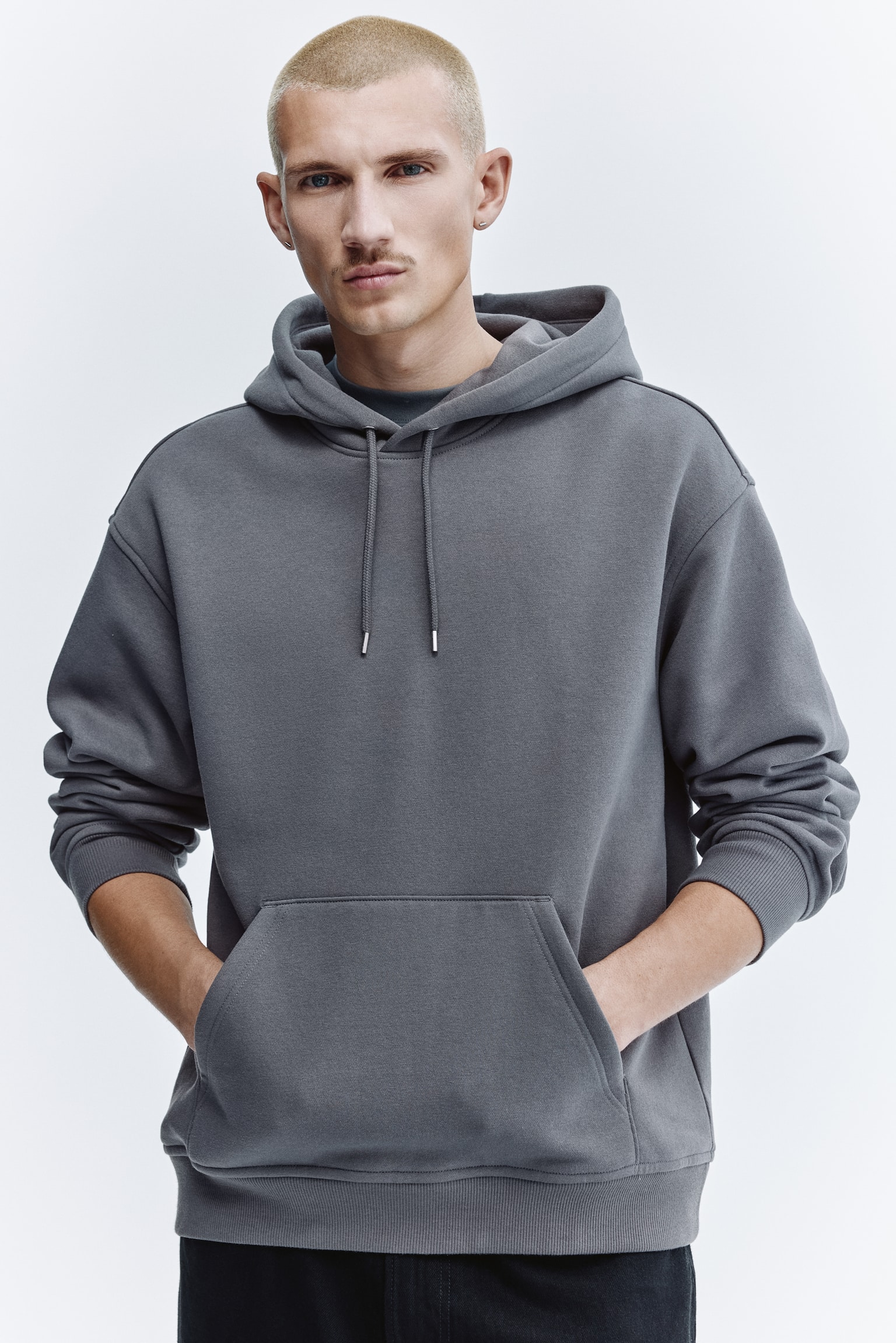 Loose Fit Hoodie - Dark grey/Dark khaki green/Black/Dark teal/White/Beige/Navy blue/Dark forest green/Light grey marl/Light blue/Plum/Red/Dark brown - 1