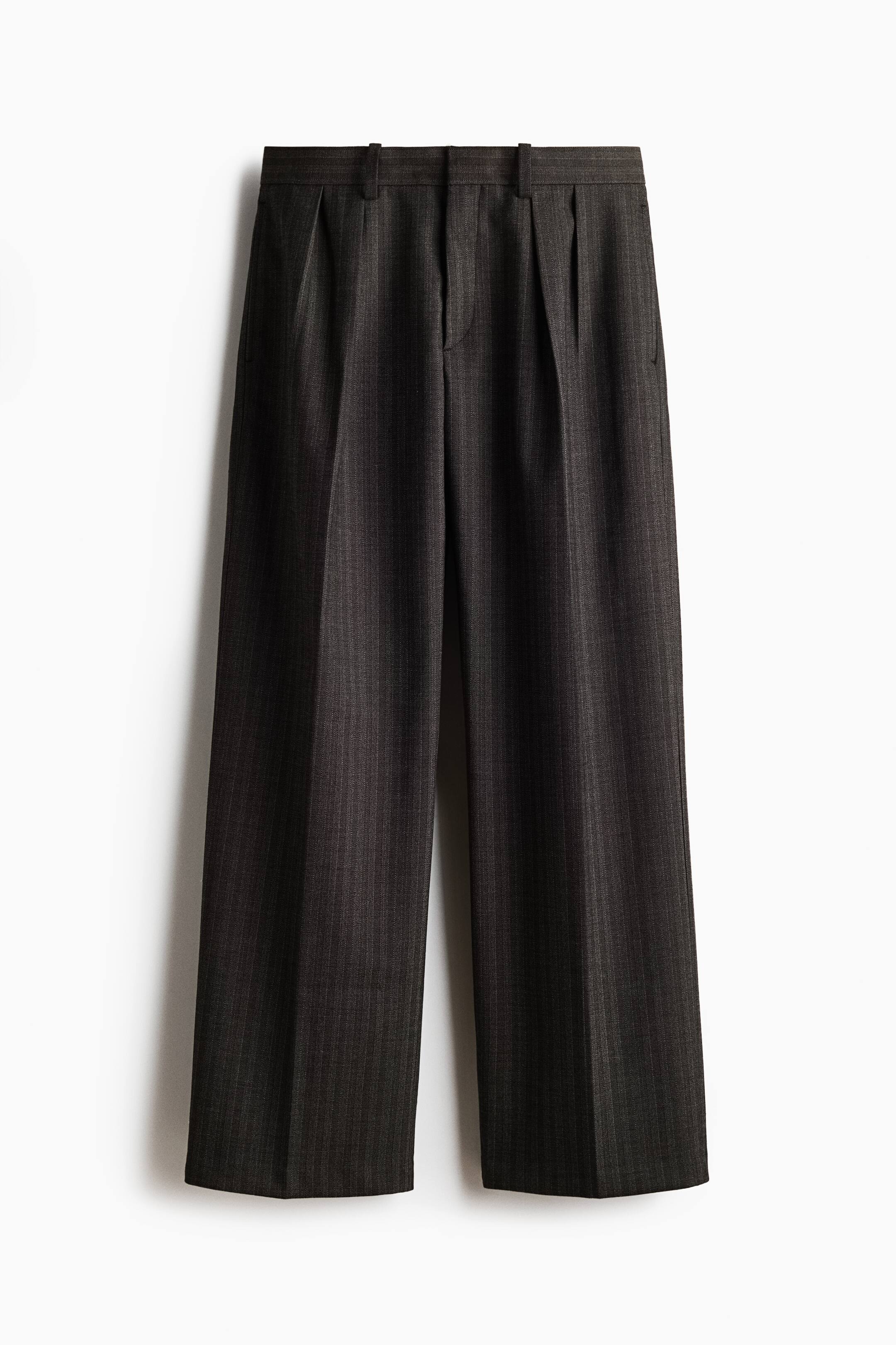 Переглянути збільшене зображення: Loose Fit Tailored trousers - Brown/Striped - Men | H&M UA 1