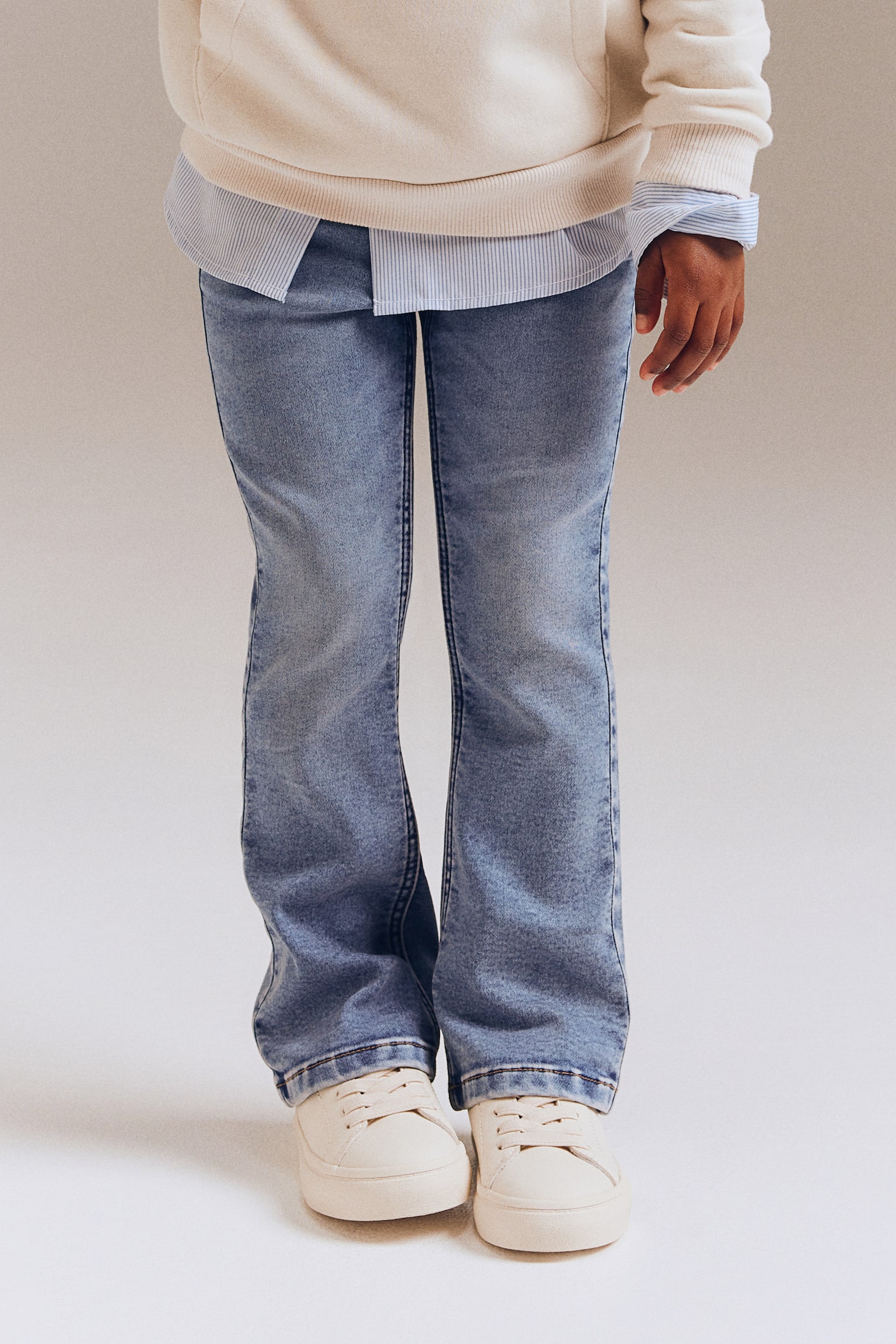 Super Soft Flared Leg Jeans - Denim blue/Denim blue/Light denim blue/Washed out black - 6