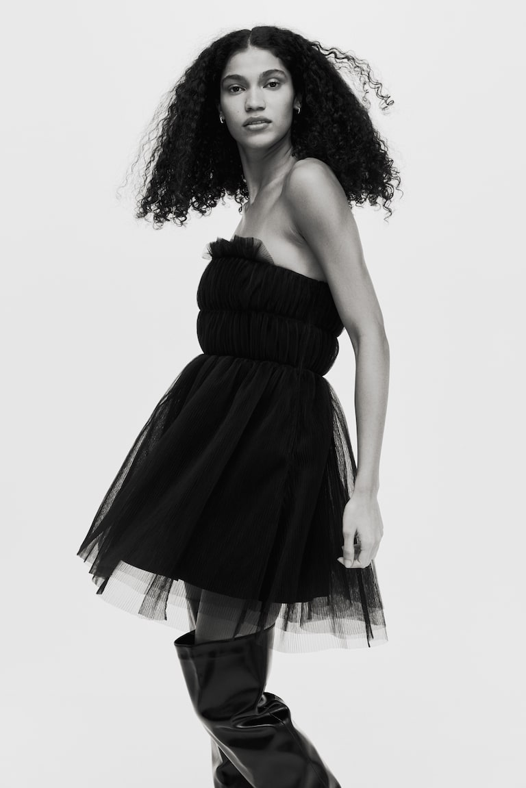 h&m pleated bandeau dress Women's Black Pleated Bandeau Dress