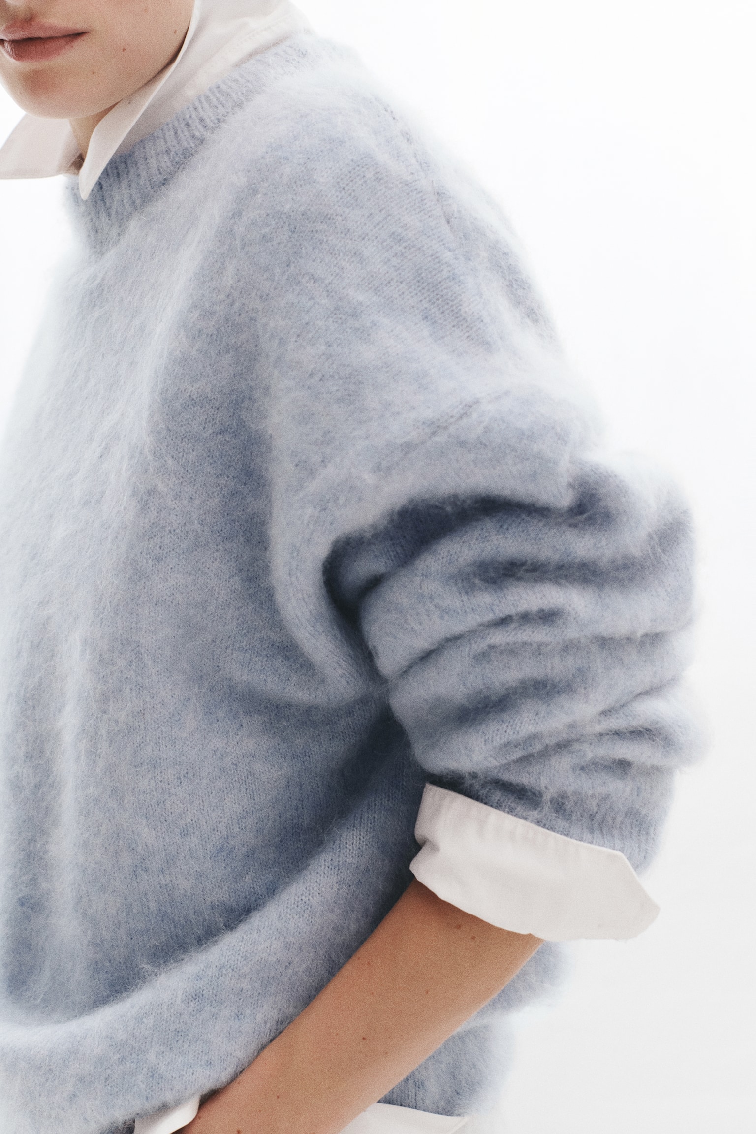Женский свитер H&M Oversized Mohair-Blend, цвет: Светлый пыльный синий — фото 5