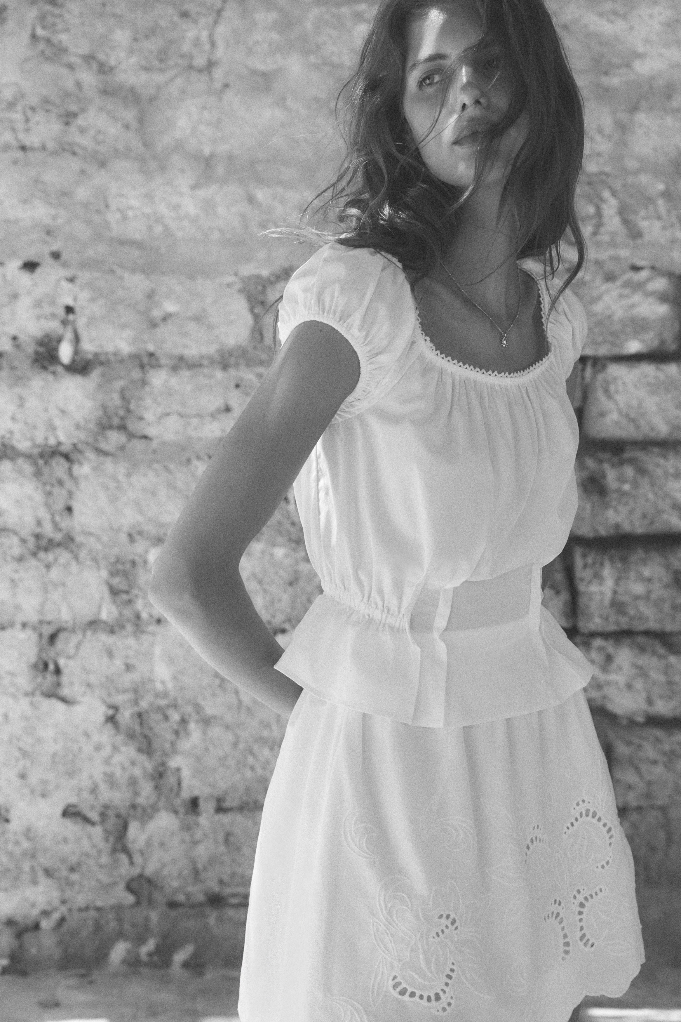 Short blouse