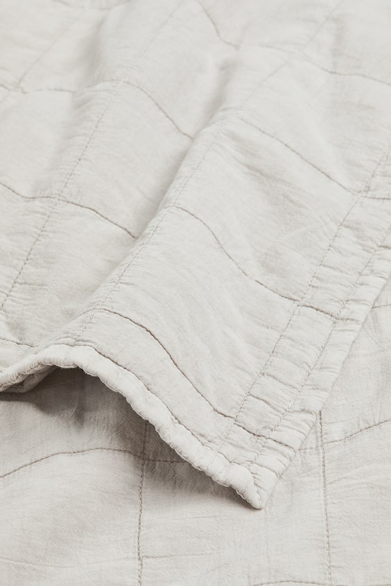 Quilted Bedspread - Light beige - Home All | H&M CA