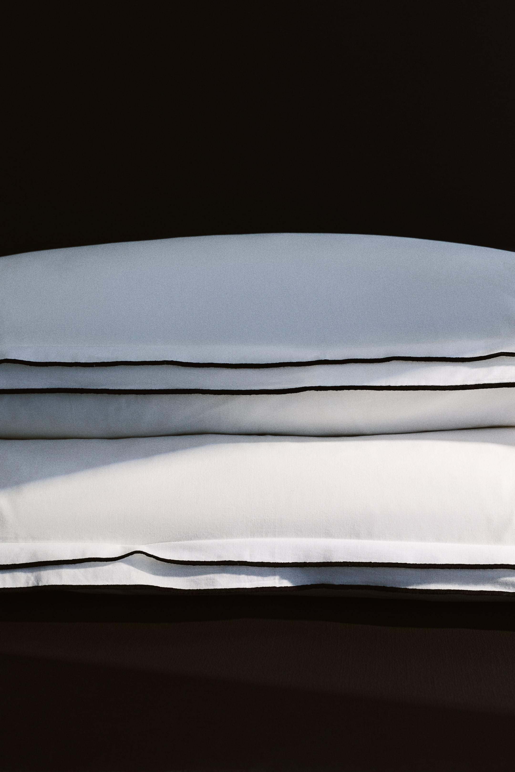 Voir une image plus grande: Lot de 2 taies d'oreiller en coton - Blanc - Home All | H&M CA 1