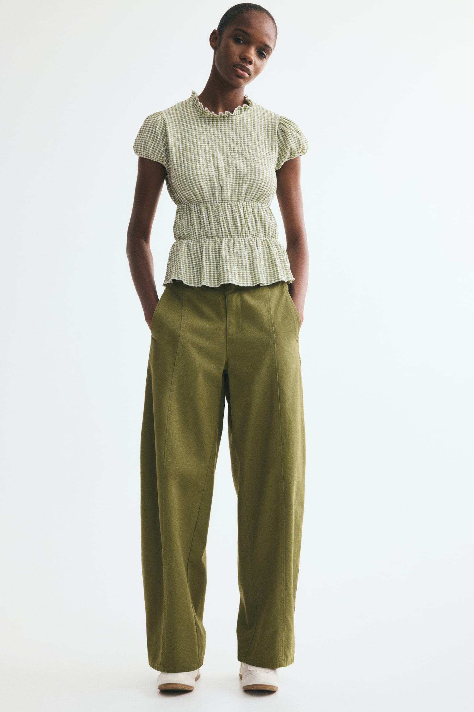 Puff-sleeved blouse - Light khaki green/Checked/Dark blue/Checked - 1