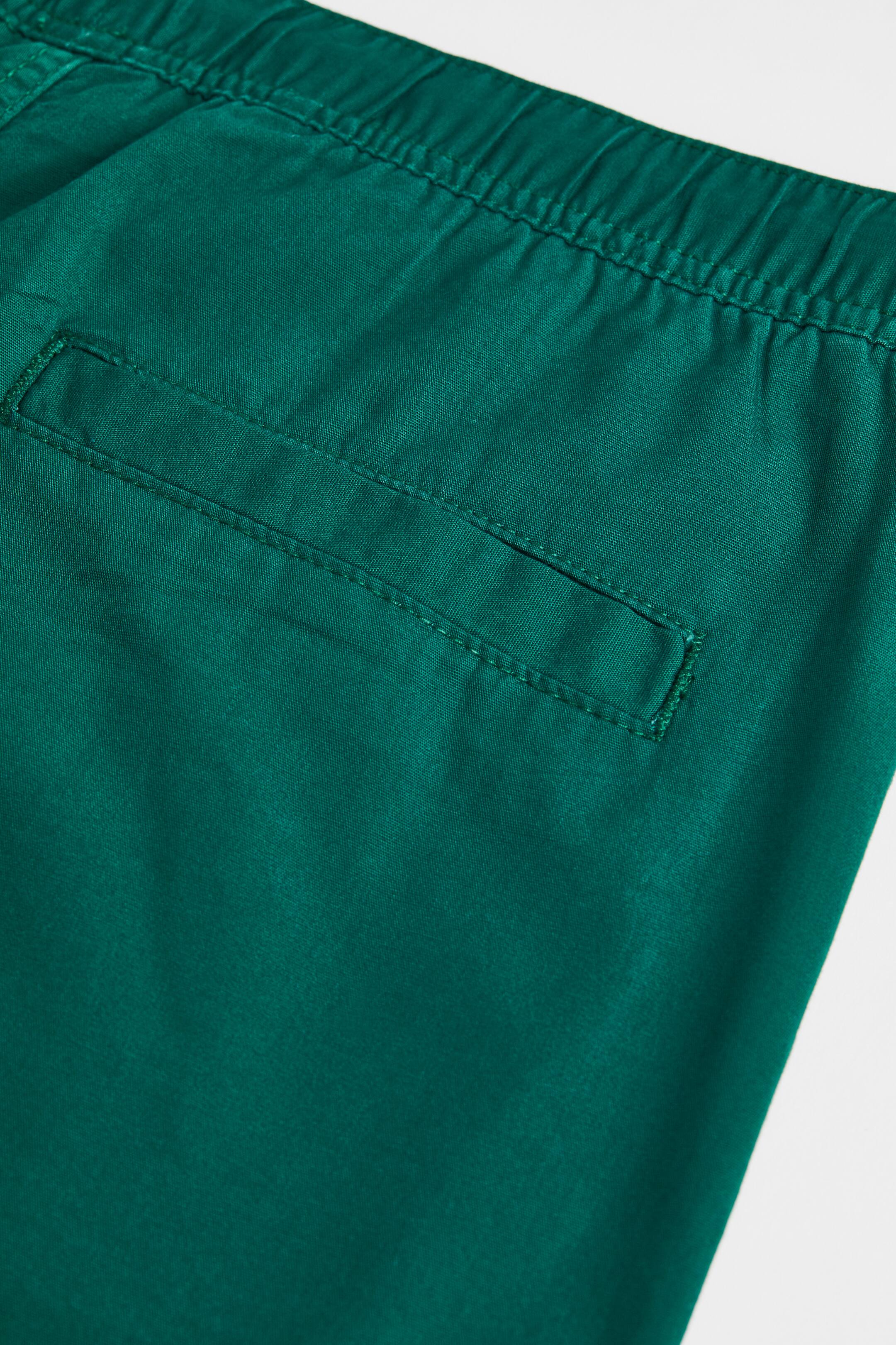 View larger image: Regular Fit Cotton shorts - Dark green - Men | H&M IN 2
