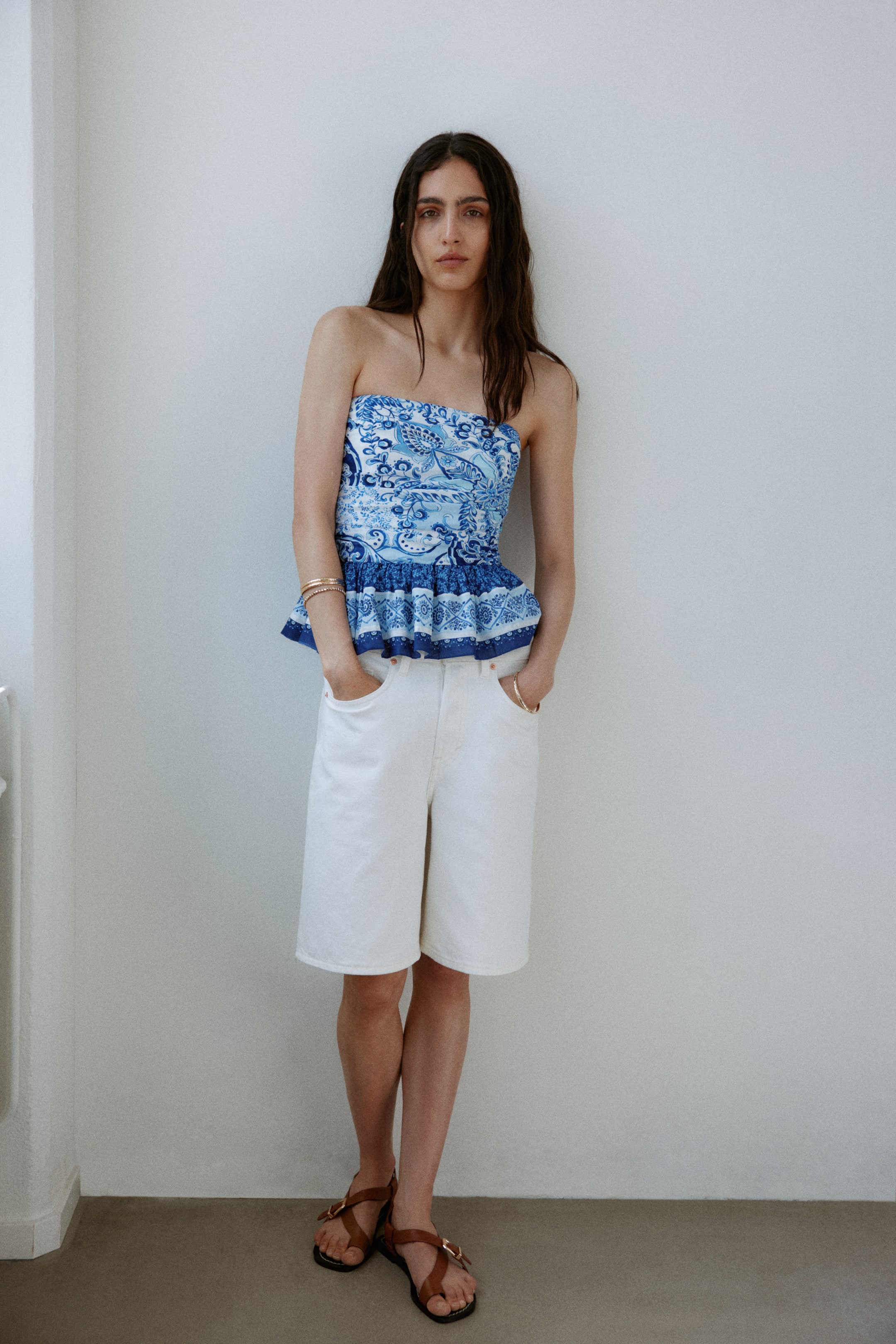 Женские топы H&M Ruffle-Trimmed Bandeau Top — фото 6