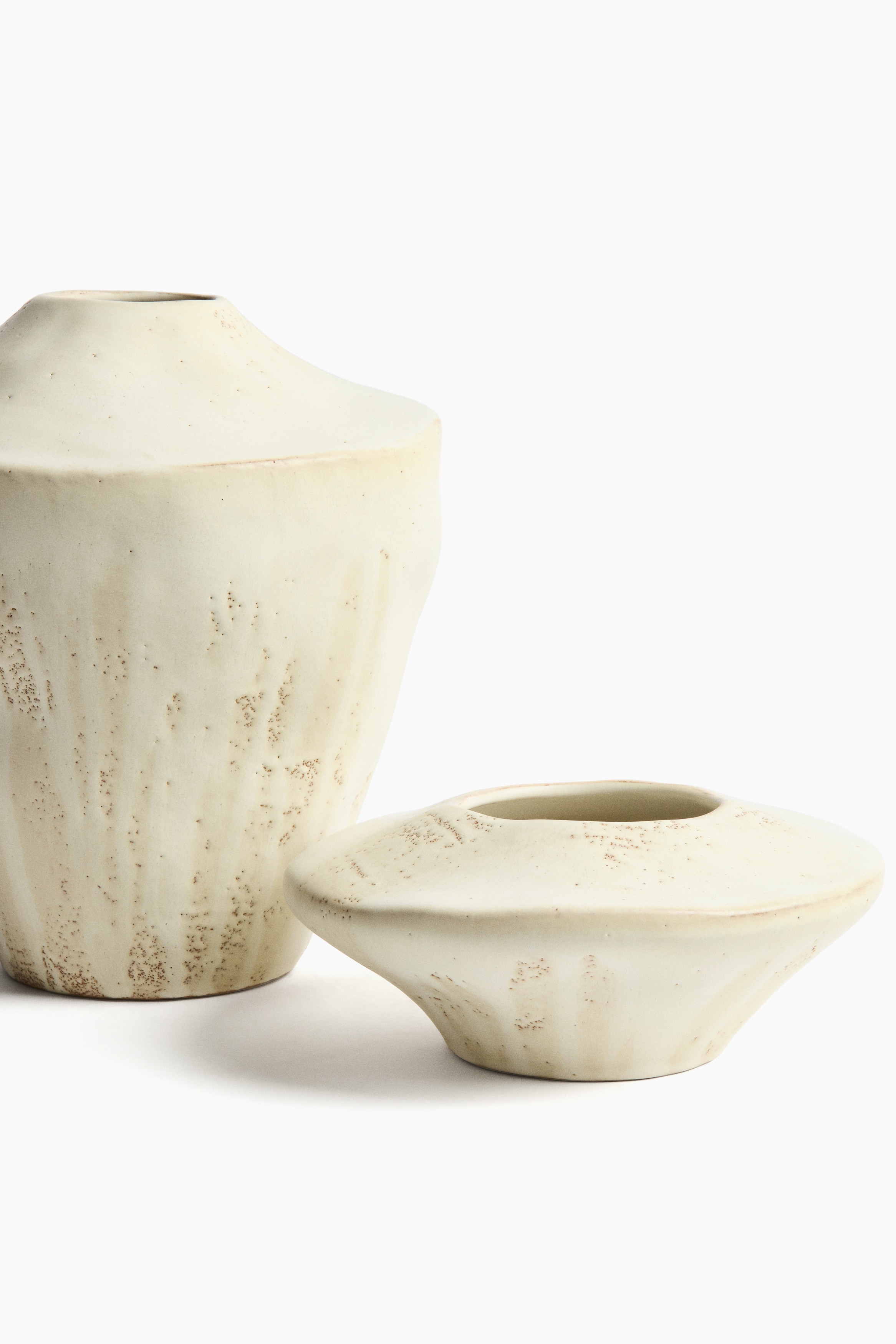 Light beige Stoneware Ikebana Vase at H&M Home | H&M US