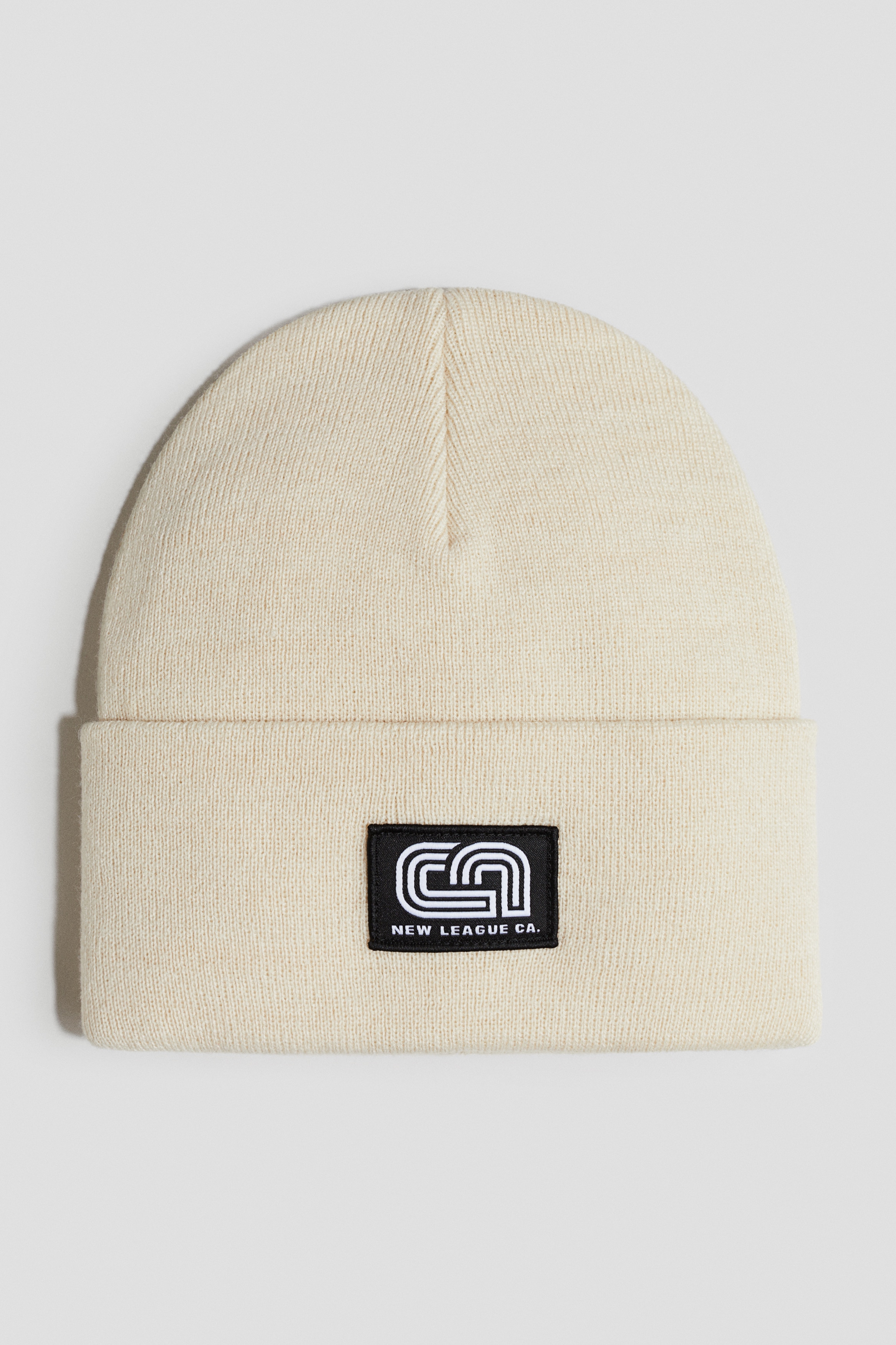 Boys - Light beige Appliquéd beanie - Size: 8-14Y+  - H&M