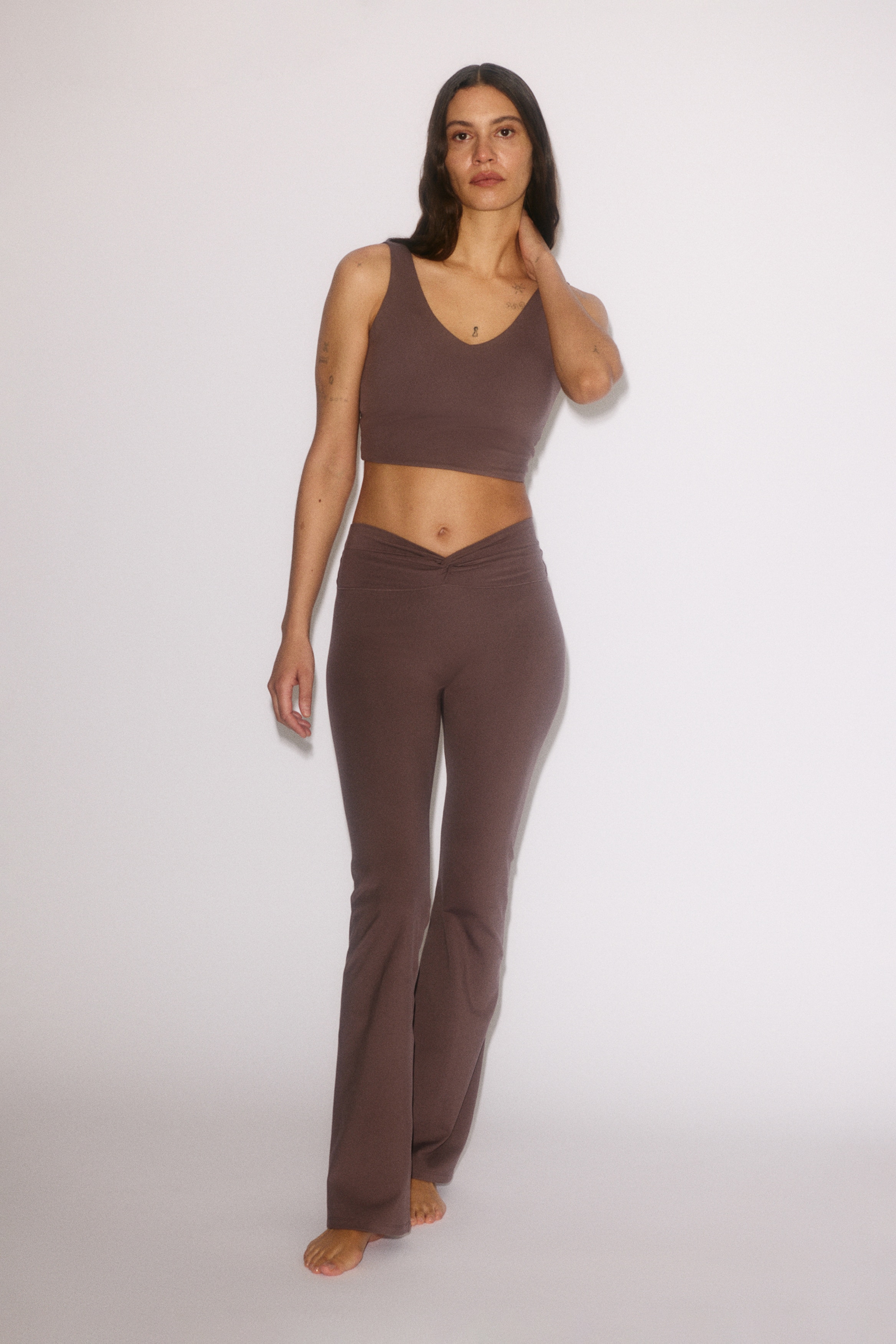 Women's Light truffle Flared Yoga Leggings with SoftMove™ | H&M US