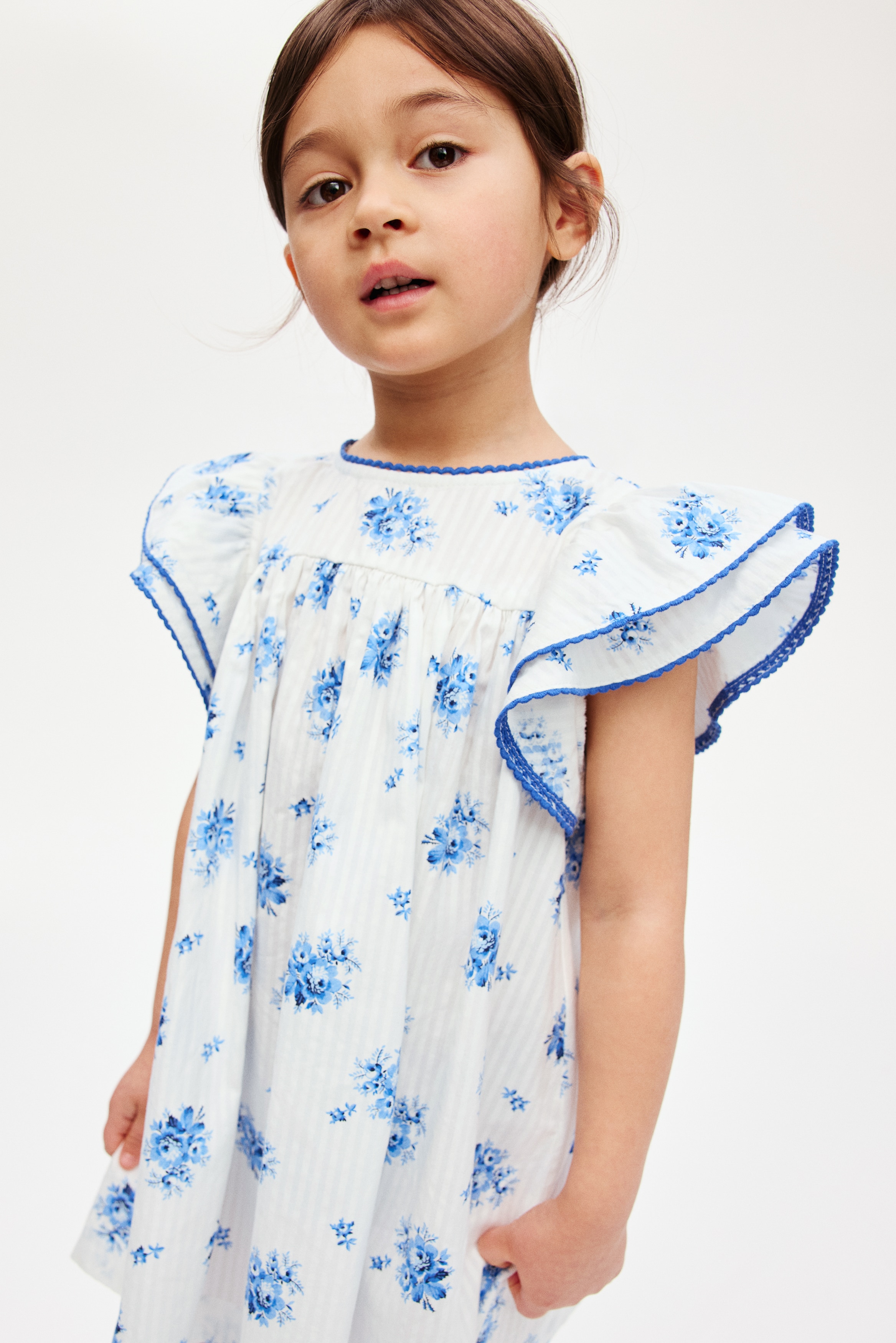 Girls' Blue Dresses | Casual & Occasion | H&M US Girls' Blue Dresses | Casual & Occasion | H&M US
