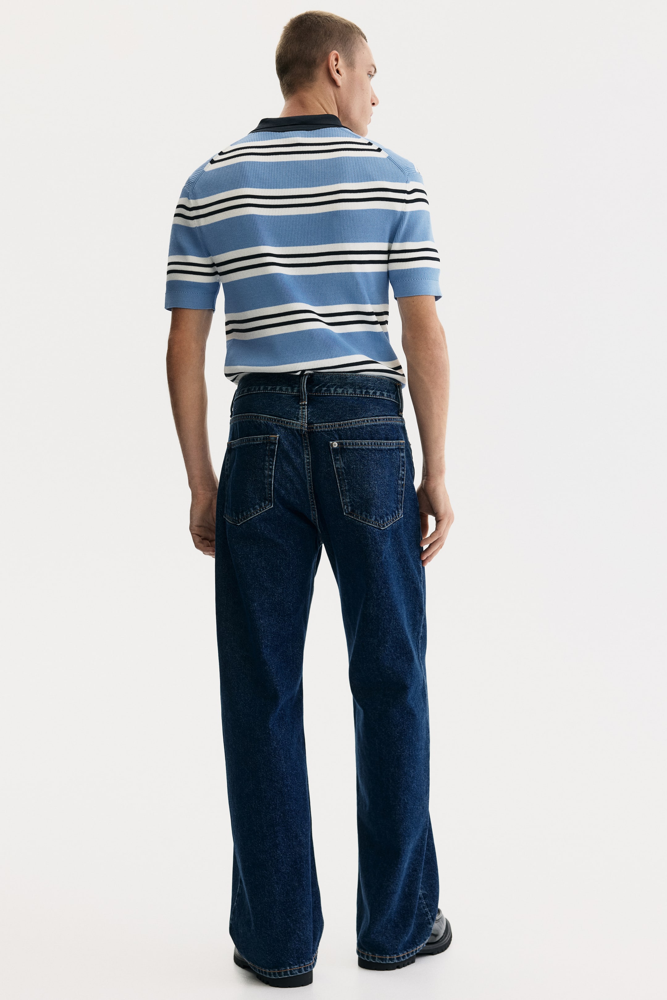 拡大画像を表示: Slim Fit Polo shirt - Light blue/Striped - Men | H&M JP 5