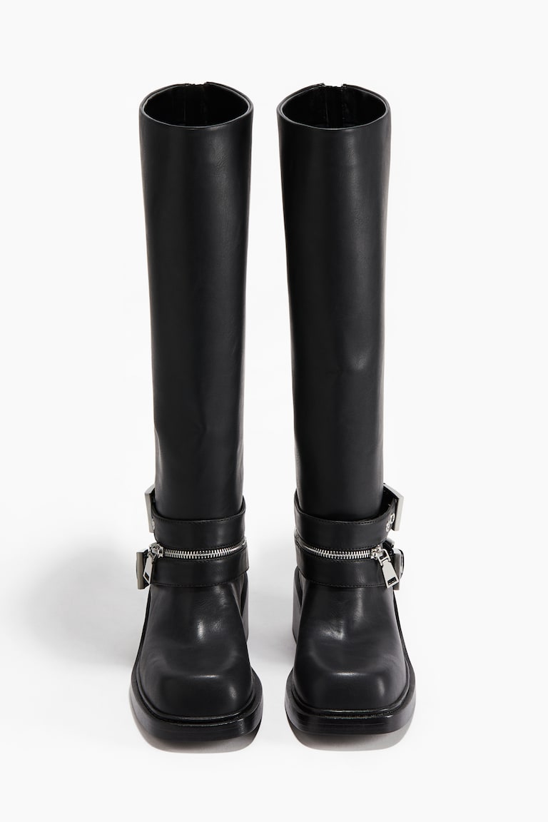 Bottes de hauteur genou