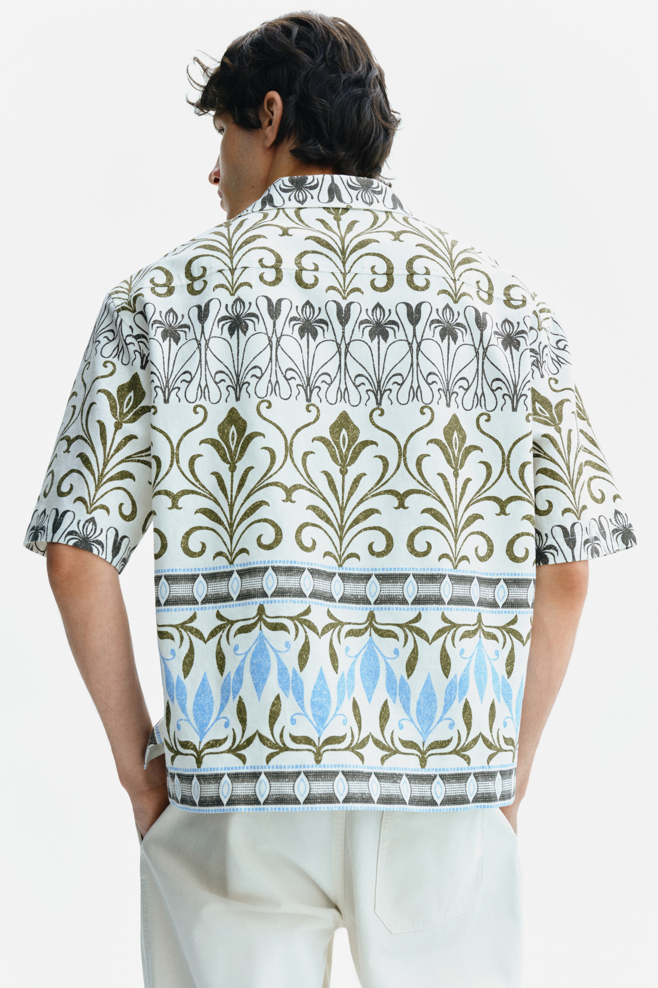 Chemise décontractée à motif avec col cubain