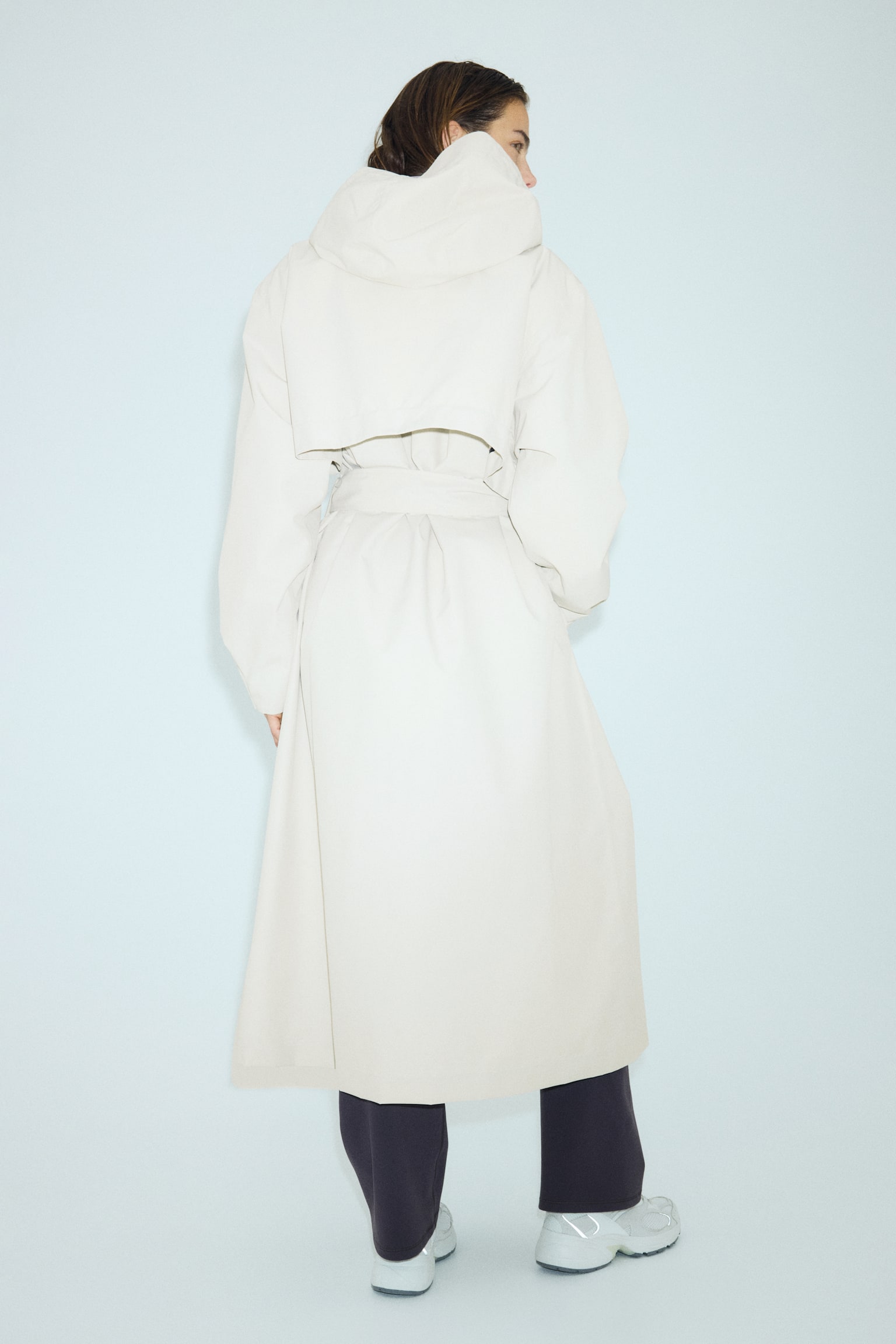 Trench coat with StormMove™ - Light beige - 9