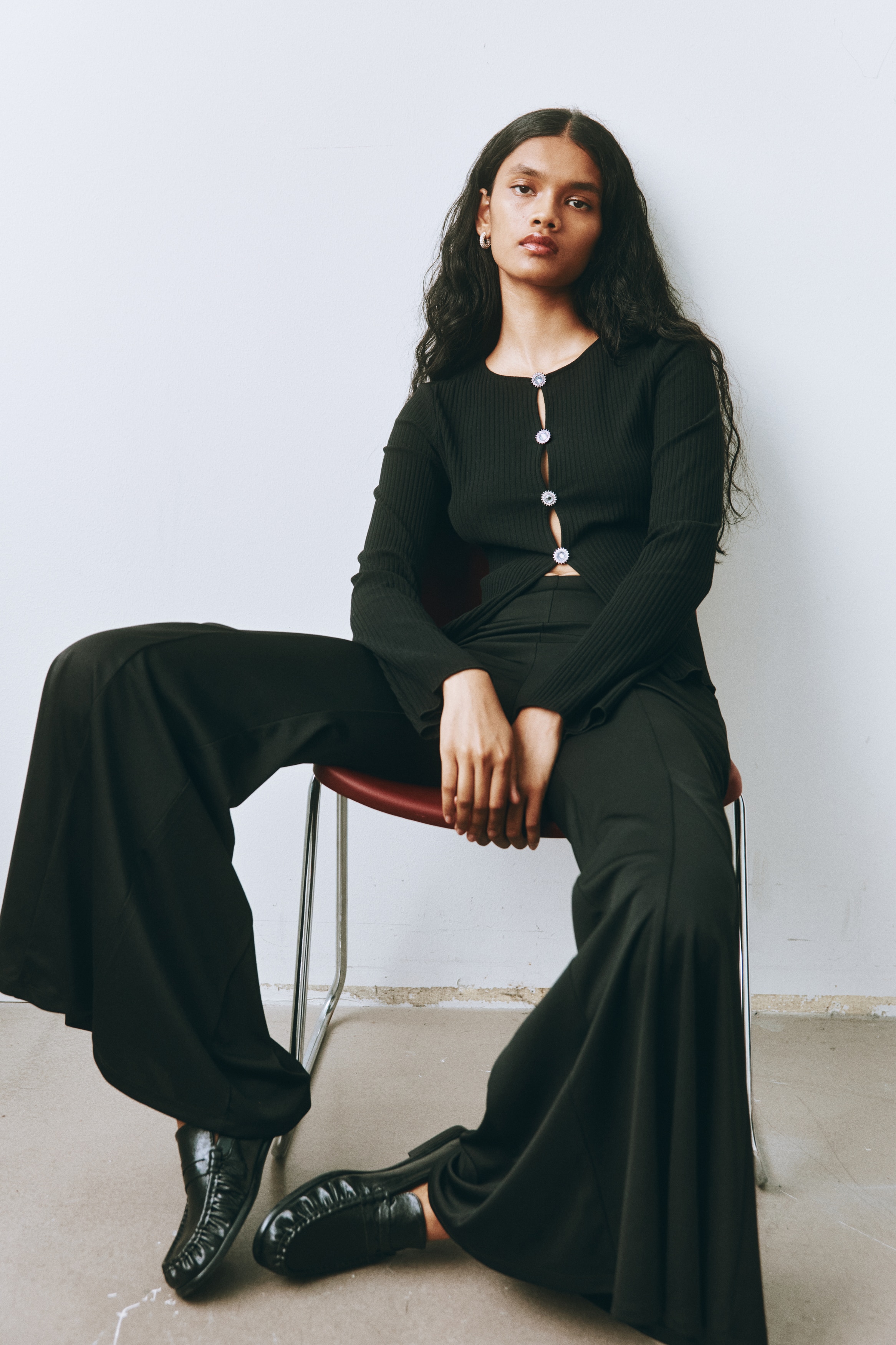Button-detail top