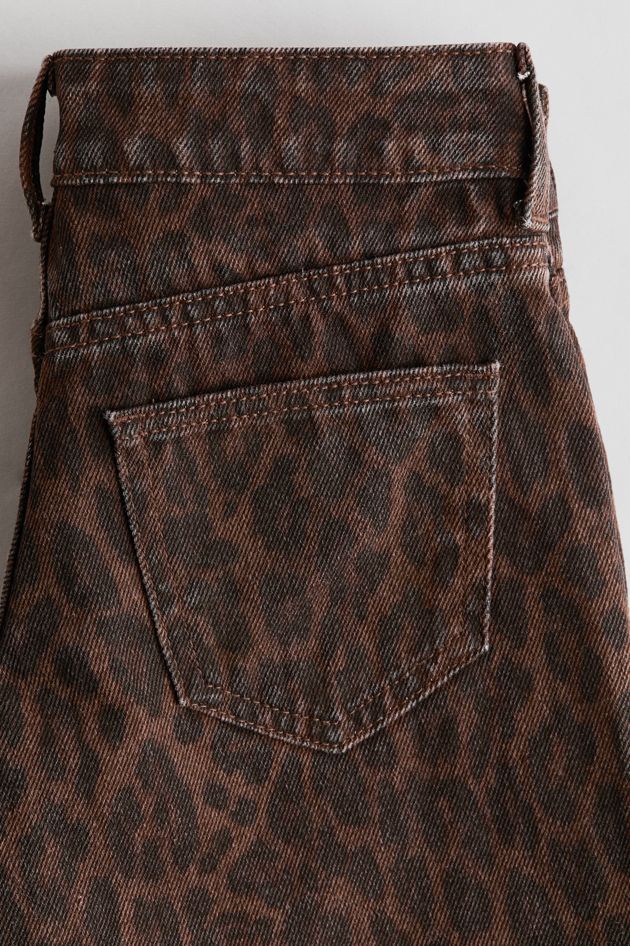 Wide-Leg Low Jeans