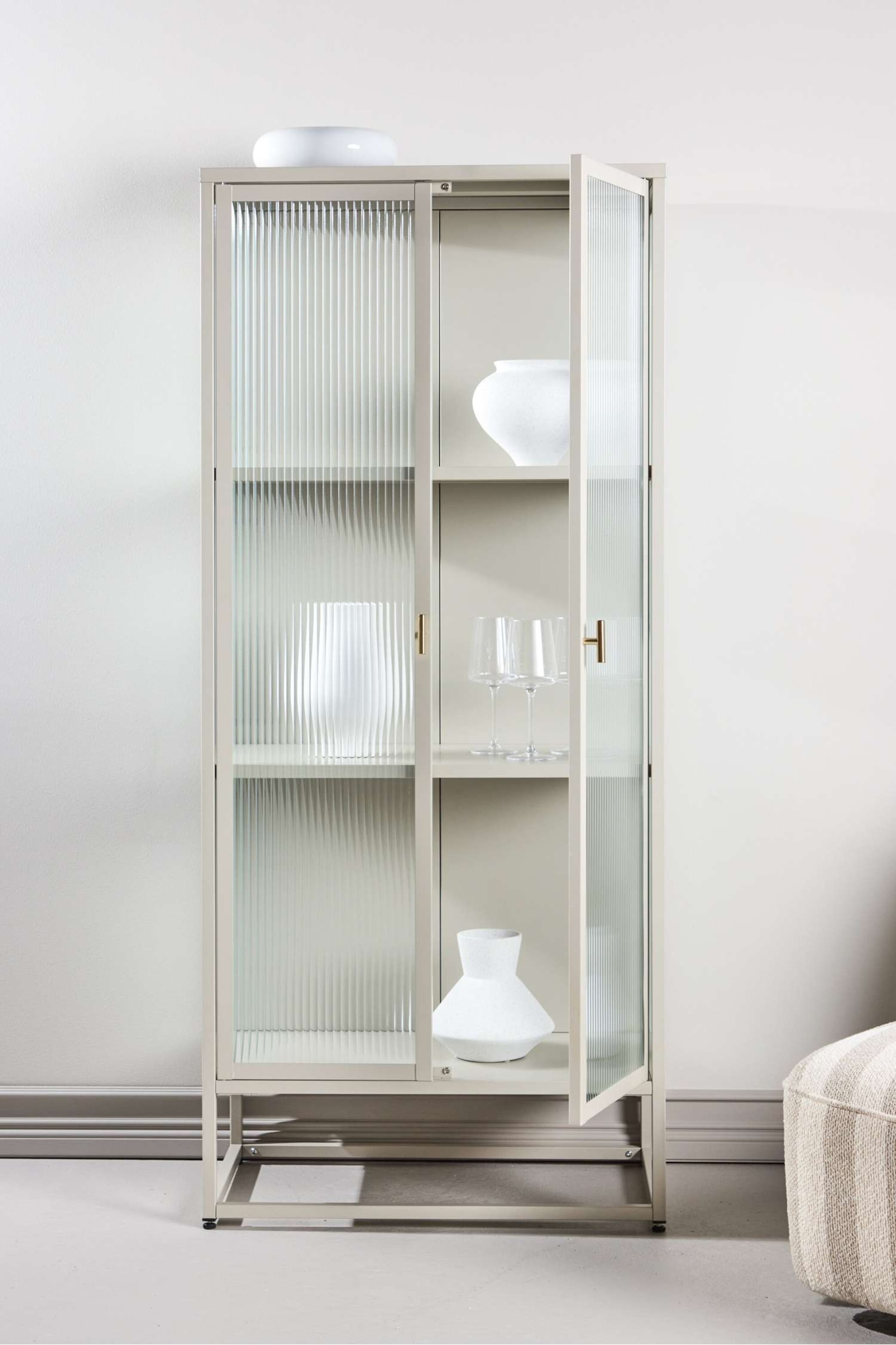 Ver imagen más grande: Aparador Garis - Steel, Beige - Venture Home - HOME | H&M ES 1