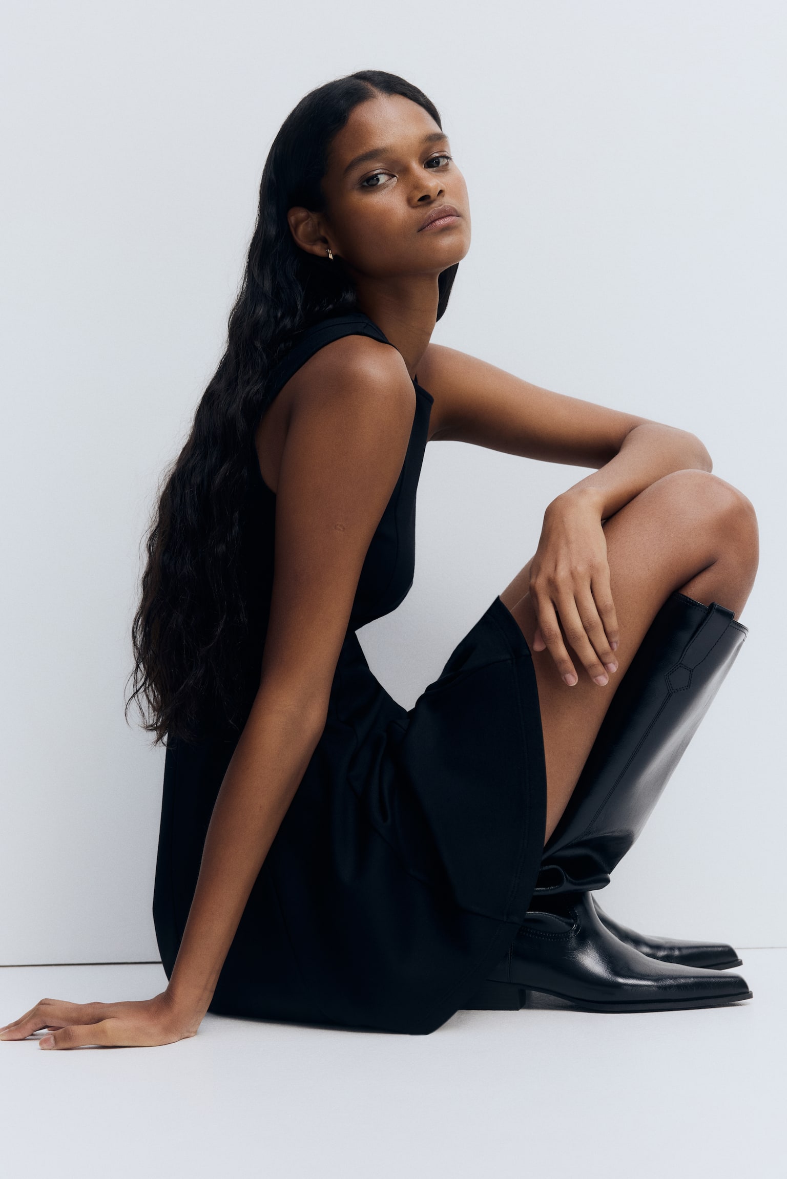 Flared-skirt Ponte di Roma dress - Čierna/Slivková červená - 2