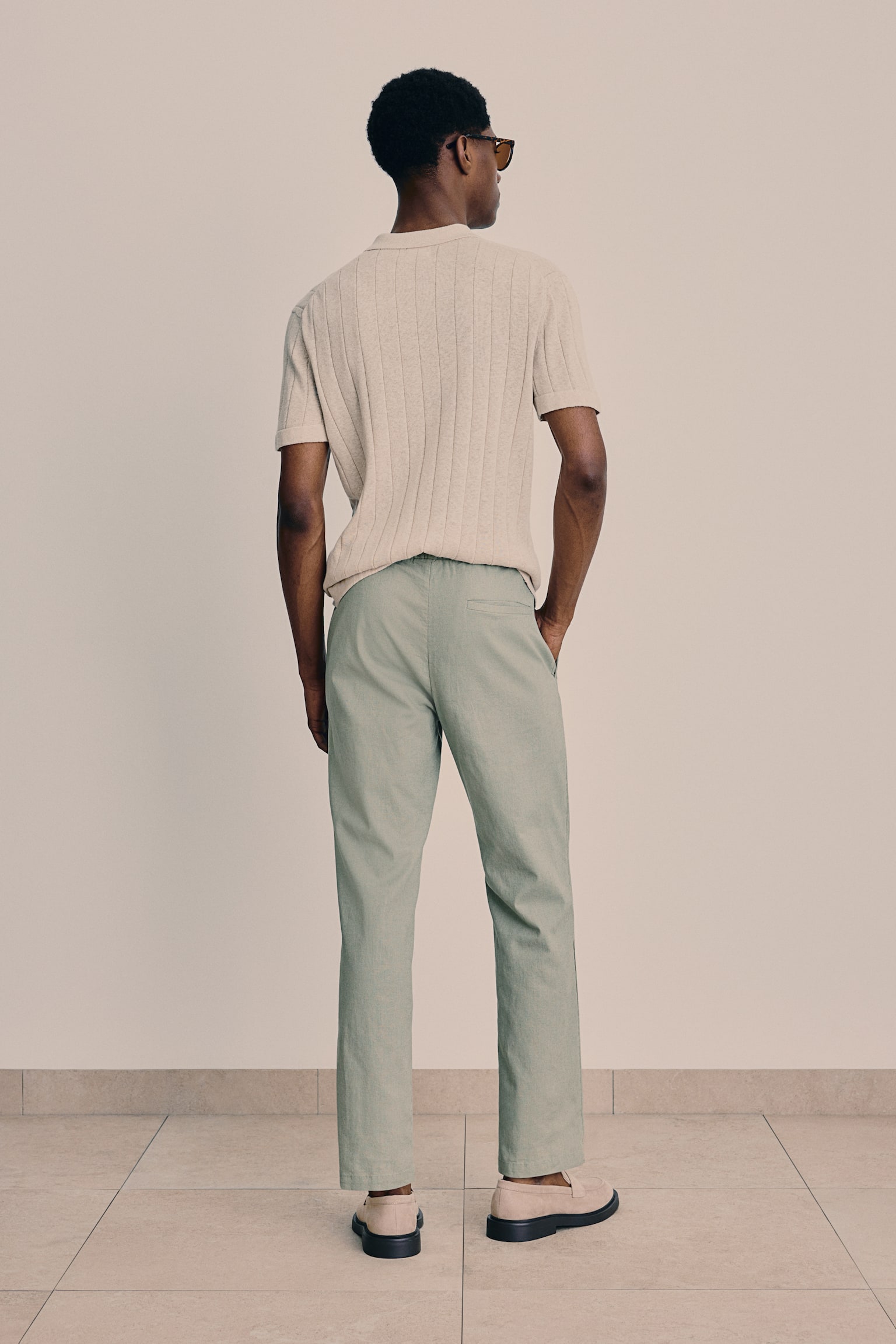 Regular Fit Linen-blend trousers - Sage green/Cream/White/Navy blue - 3