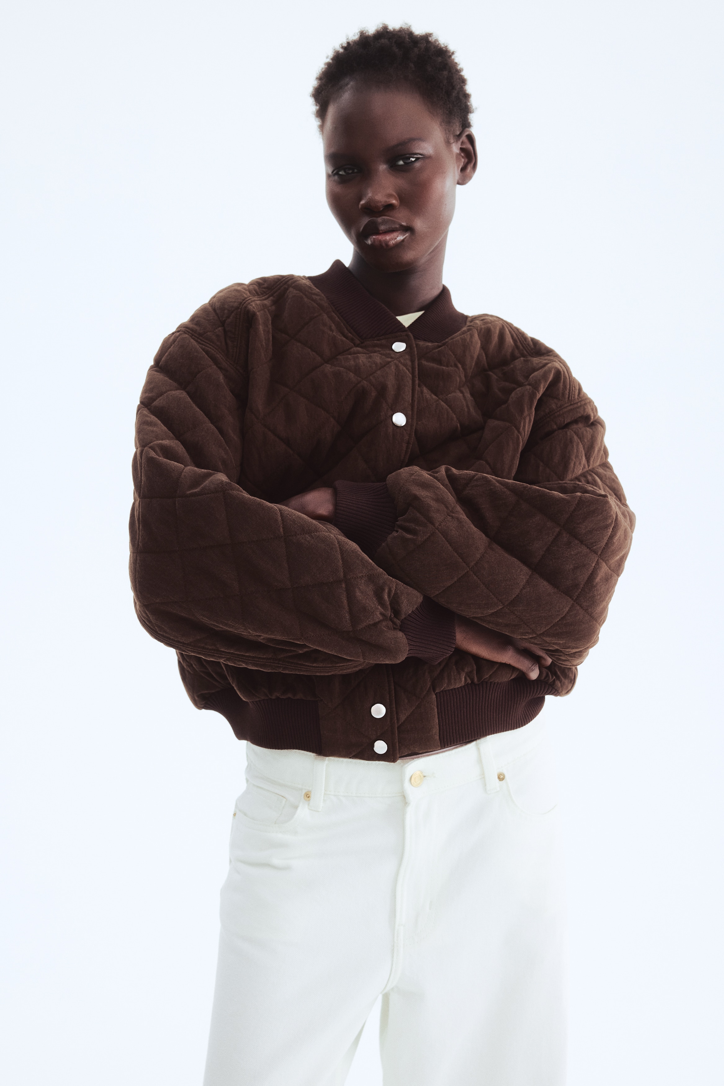 Quiltet bomberjakke - Mørkebrun/Beige