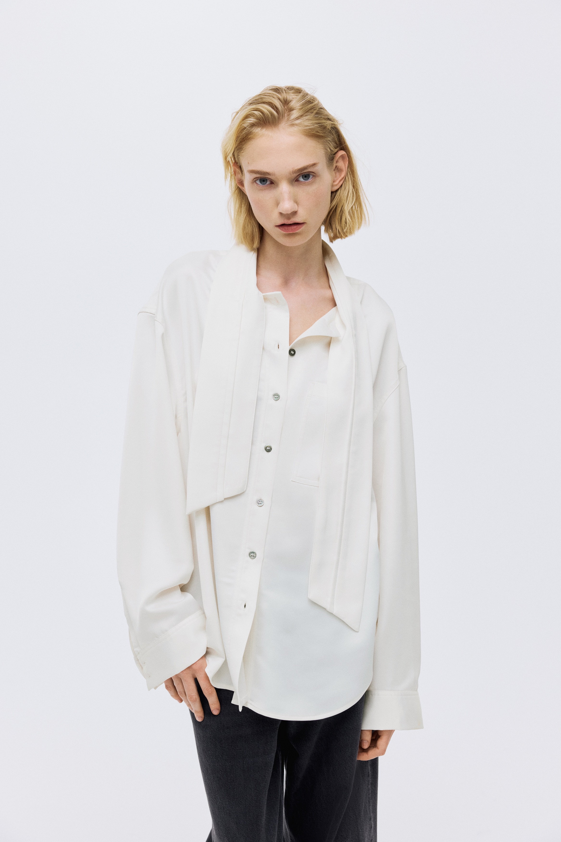 Bow-collar blouse