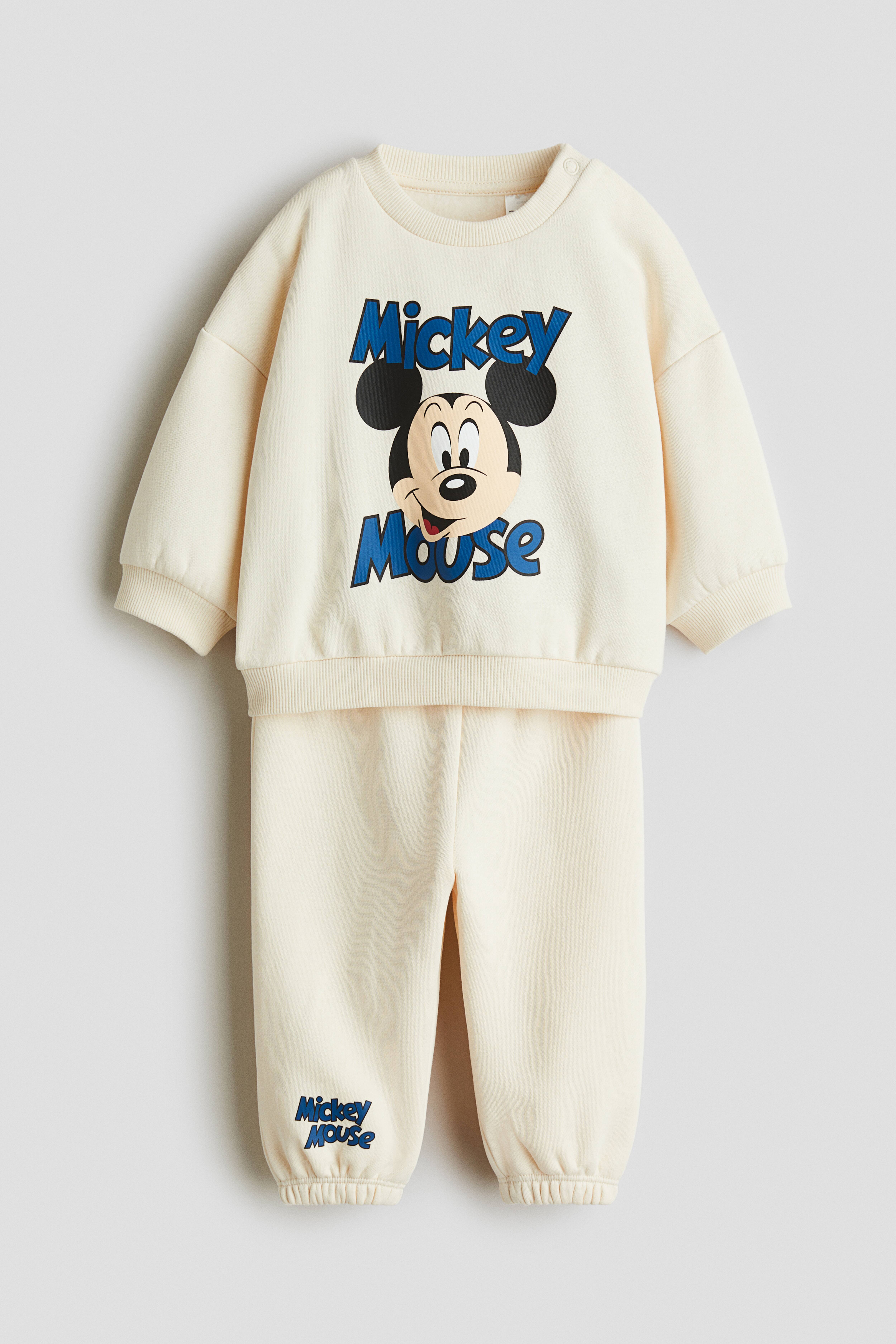 2-Piece Printed Sweatsuit