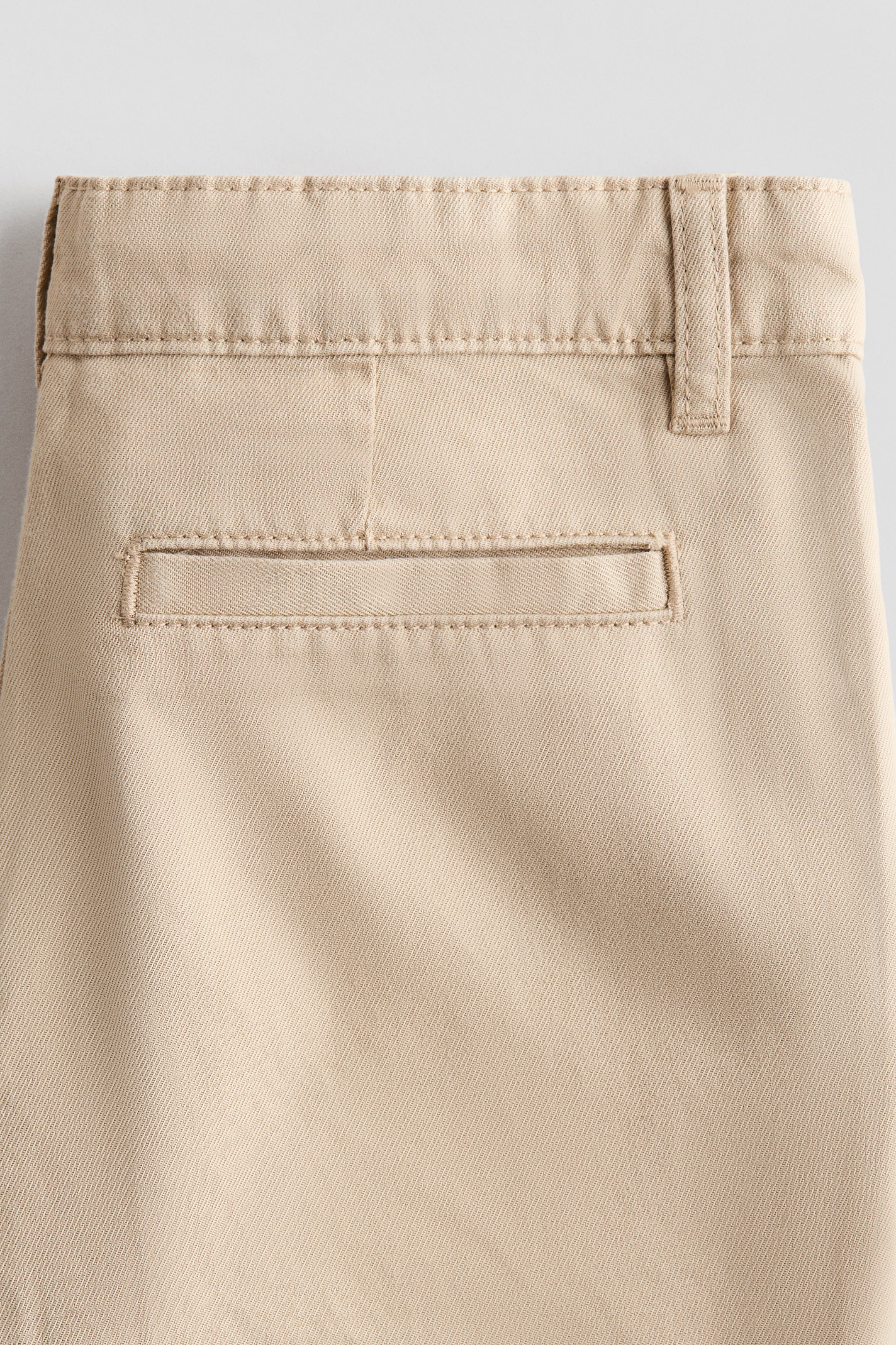 Loose-Fit Twill Chinos