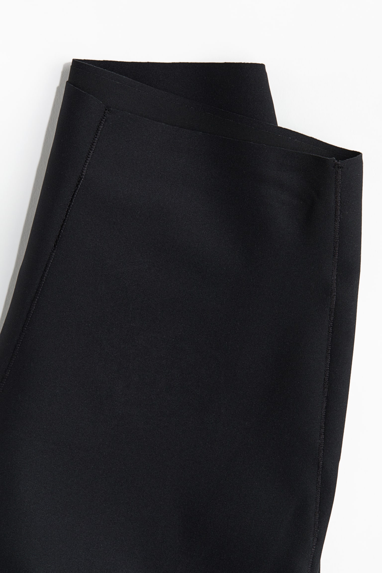 Женские брюки H&M Light Shape Push-Up Bikers, цвет: Чёрный — фото 2