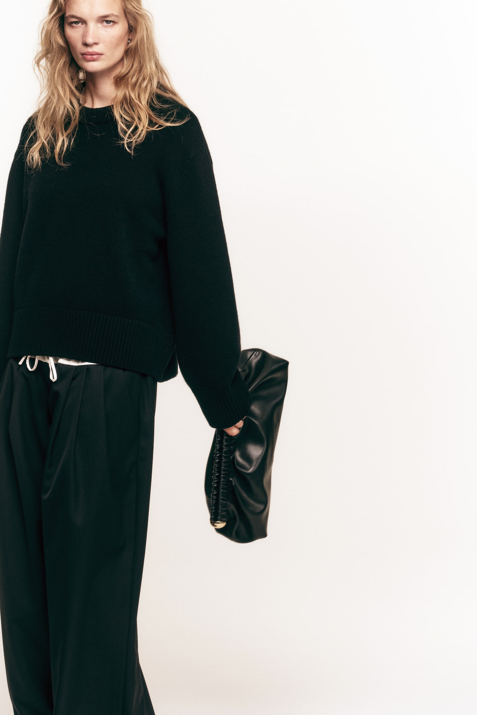 羊毛套衫 - 黑色/淺米色 - 3