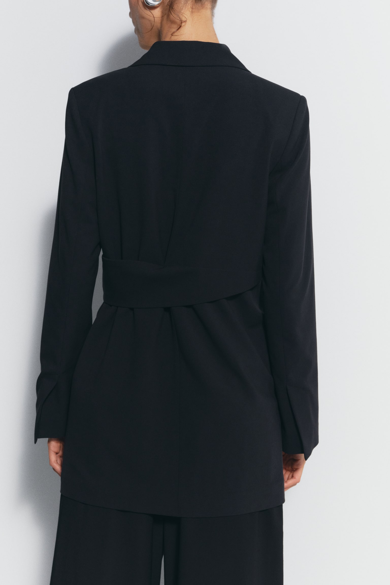 Женская куртка H&M Mama Tie-Belt, цвет: Чёрный — фото 5