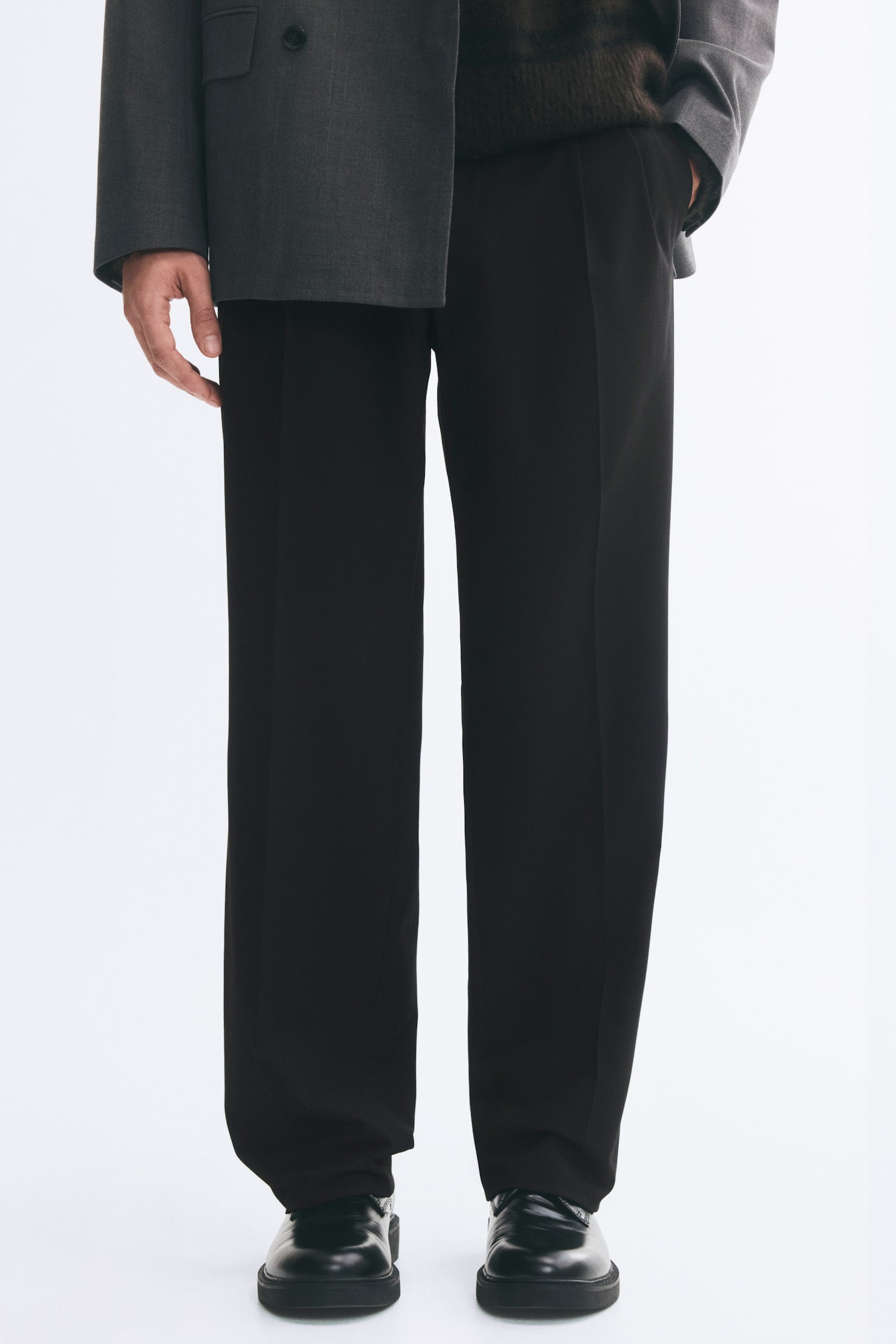 Мужские брюки H&M Relaxed-Fit Tailored, цвет: Чёрный — фото 3