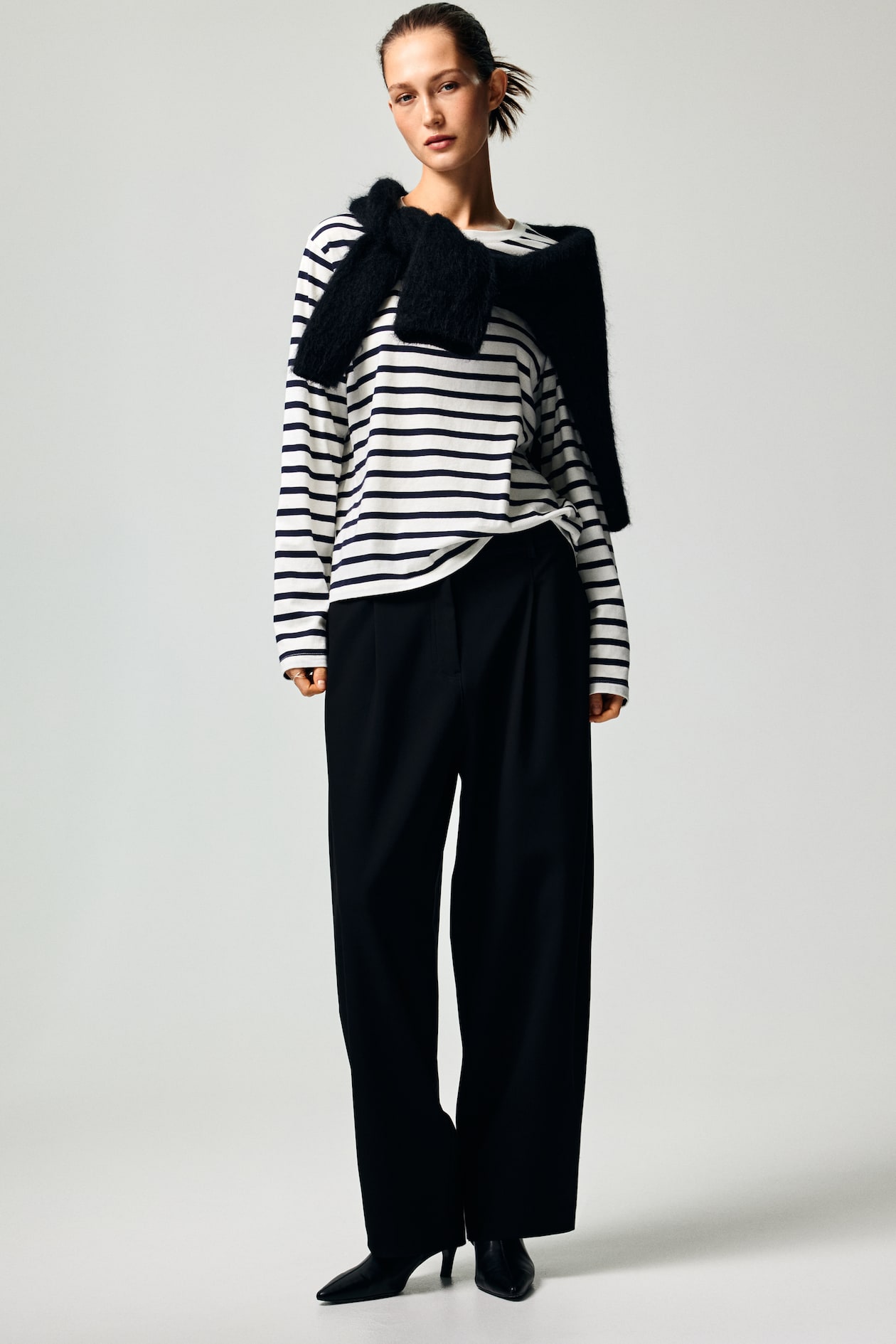 Long-Sleeved Cotton Top - image 3