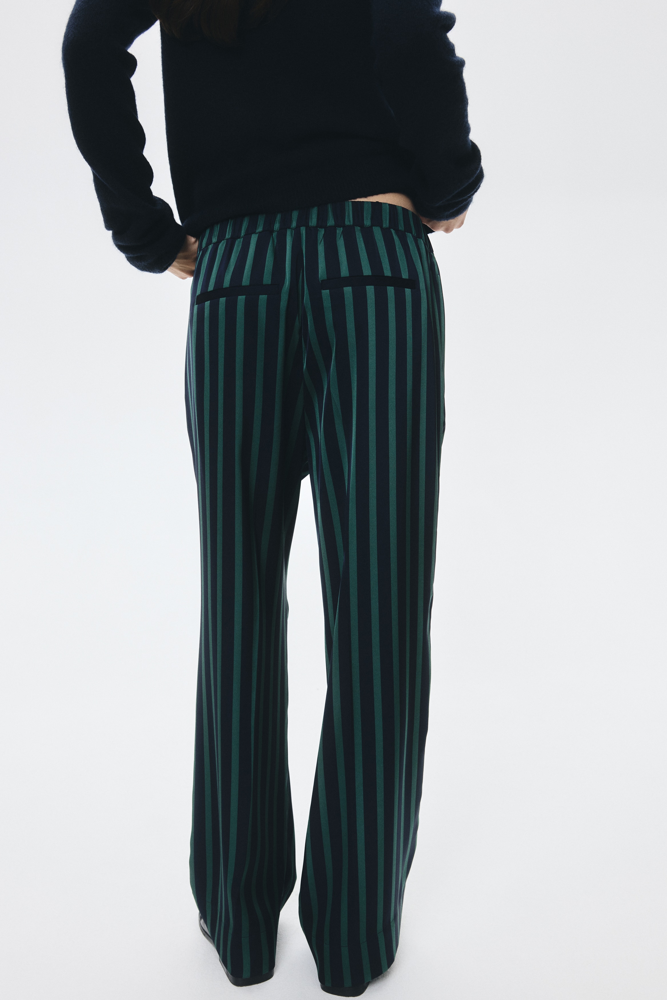 Pull-on trousers