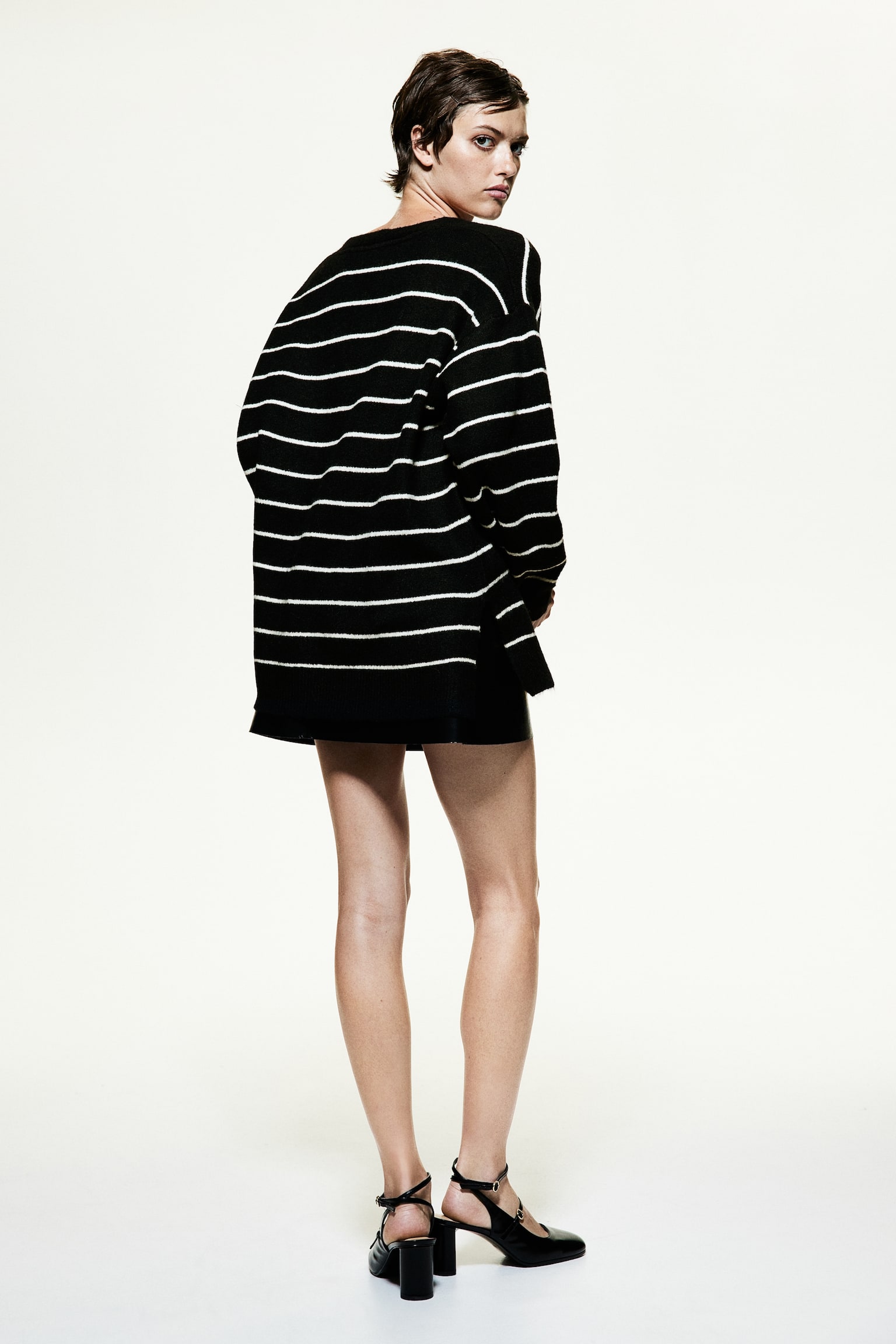 Oversized jumper - Black/Striped/Black/Grey marl/White/Cream/Striped/Pale yellow/Light beige/Black striped/Black/White striped - 5