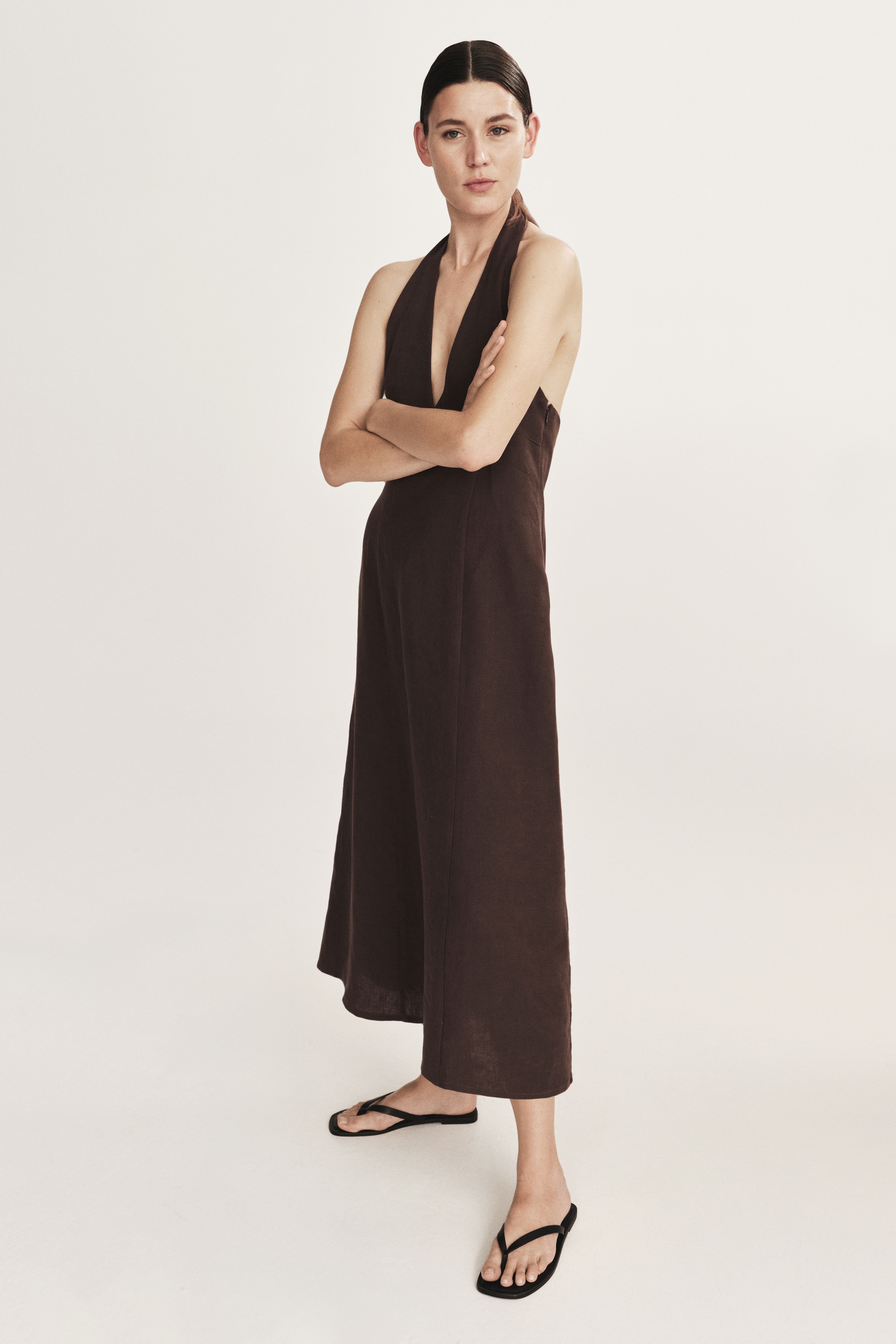 Backless Dresses | Low & Open Back | Maxi & Mini