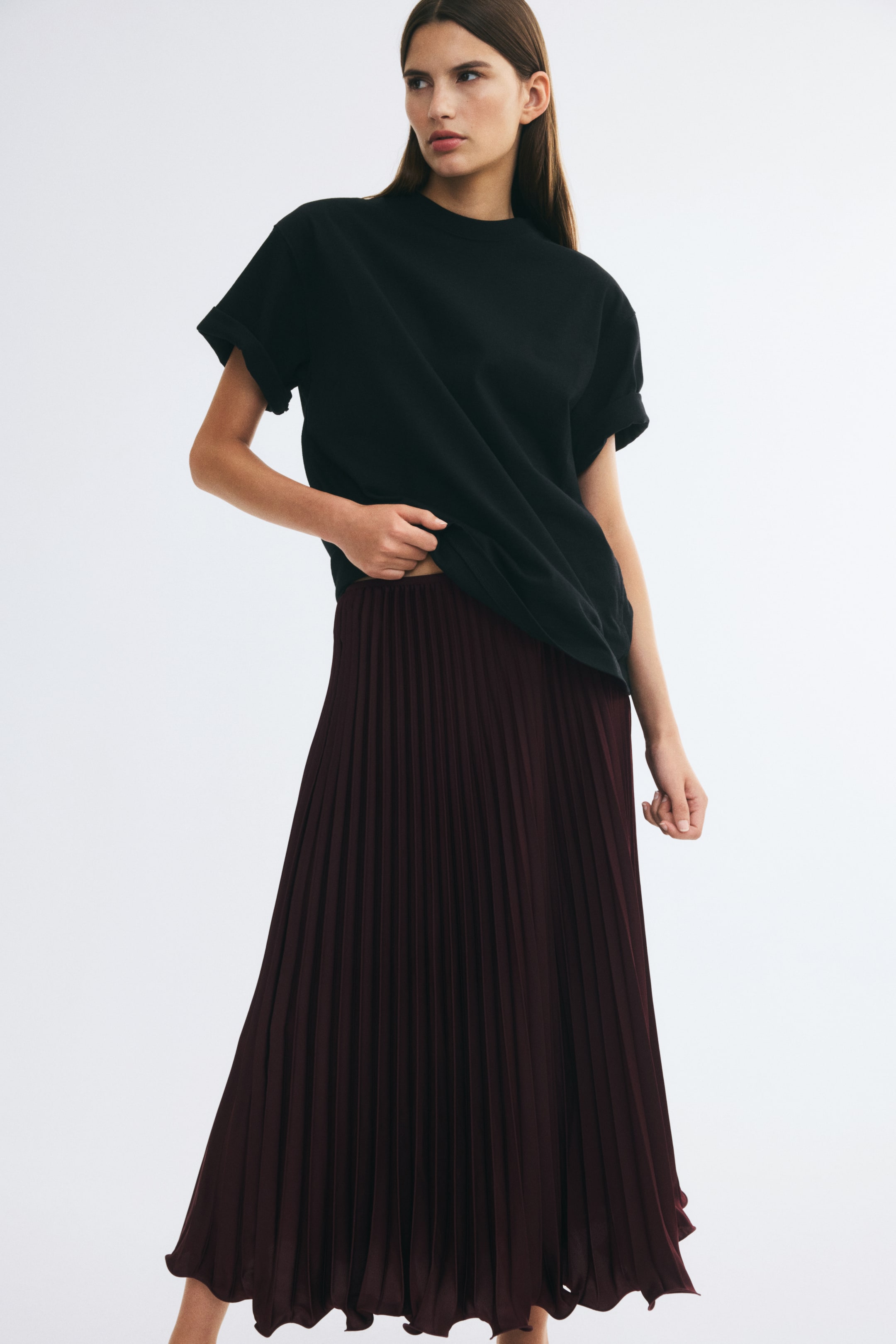 View larger image: Pleated maxi skirt - Burgundy - Ladies | H&M 1