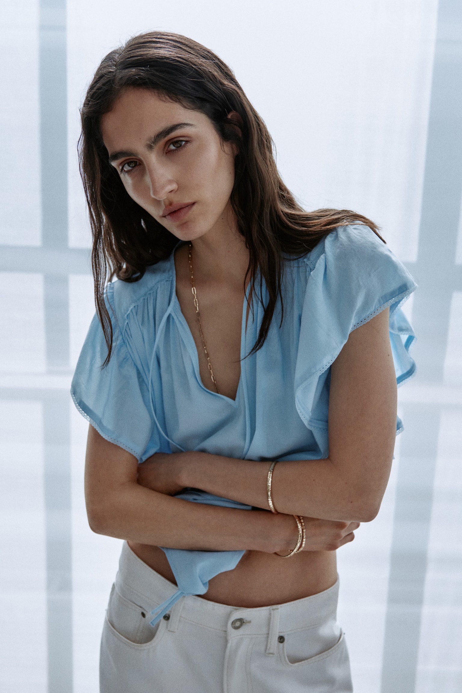 Женская блузка H&M Flutter-Sleeved Lace-Trimmed, цвет: Светлый синий — фото 3