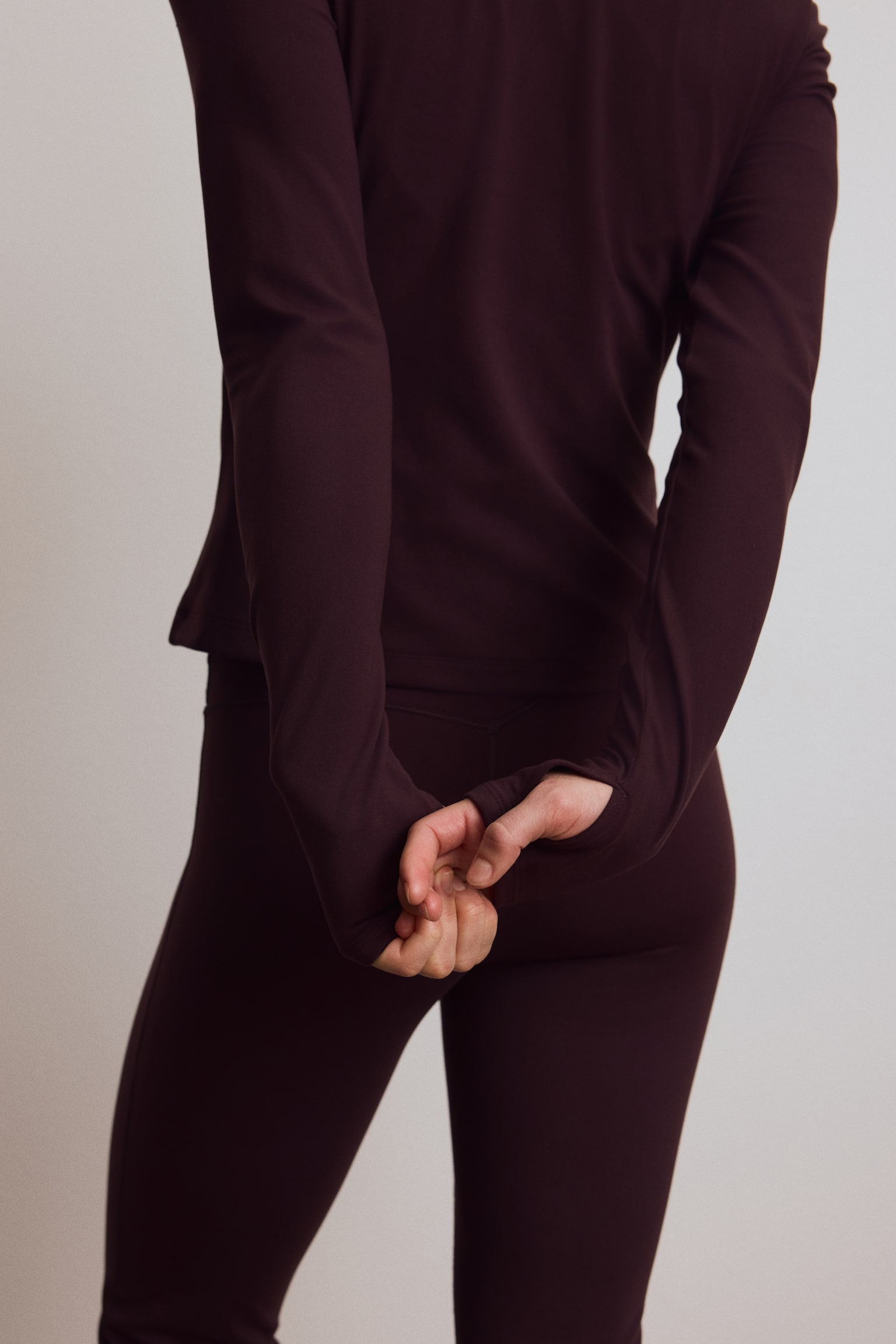 Veste de sport à fermeture éclair SoftMove™ - Prune chocolat/Noir/Crème/Lilas givré/Violet aubergine/Taupe clair/Beige foncé/Jaune pannacotta/Gris foncé/Gris foncé/Vert kaki/Brun/Vert foncé/Blanc/Bourgogne clair/Rose tendre/Rose clair - 5
