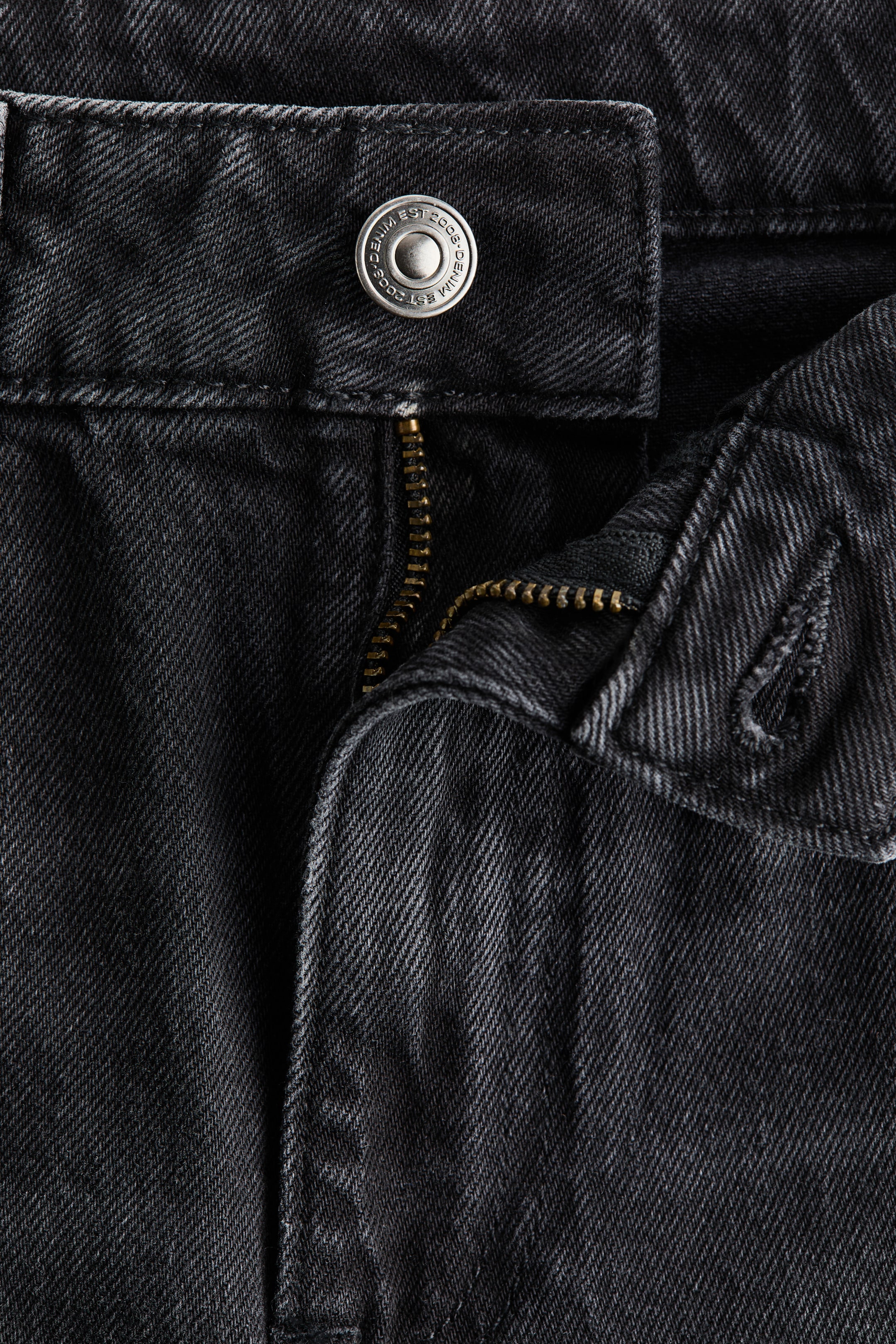 Straight High-Waist Jeans