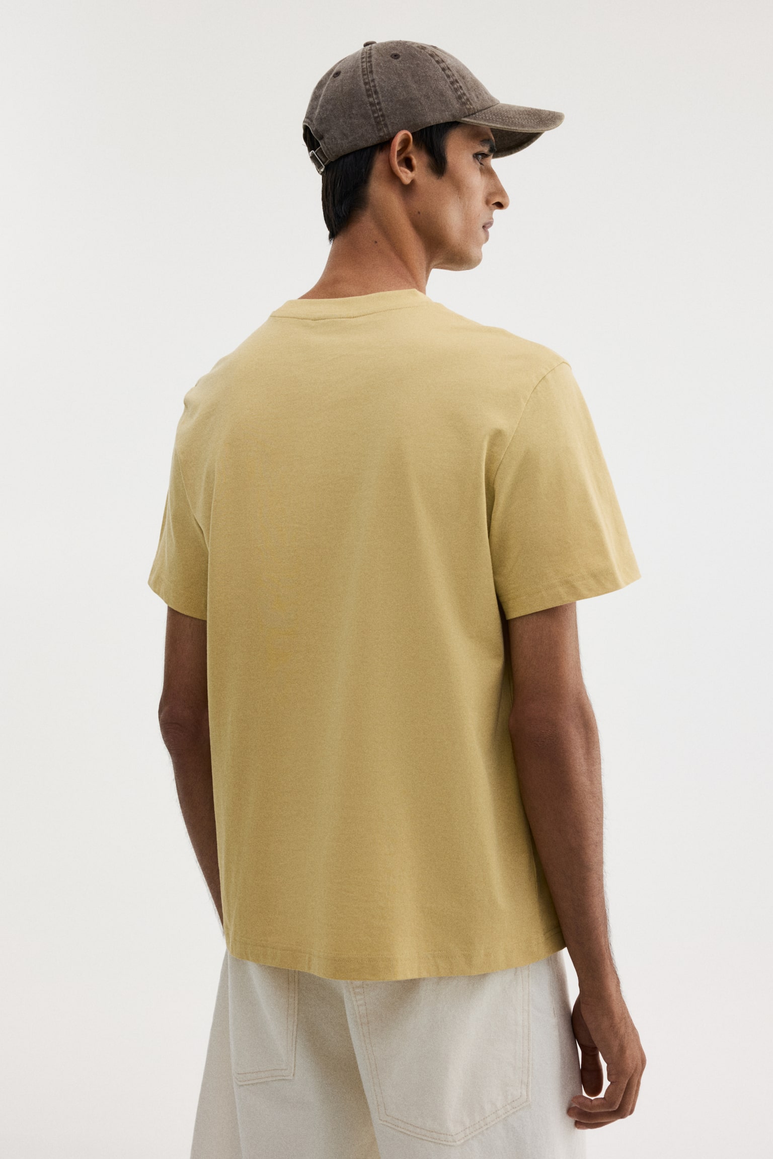 Regular Fit T-shirt - Yellow/Black/Beige/Brown/Dark orange/Dark grey/Forest green/Navy blue/Pink/Light blue/Grey marl/Pink/Plum/Light purple/White/Pink/Light green/Light beige/Yellow - 6