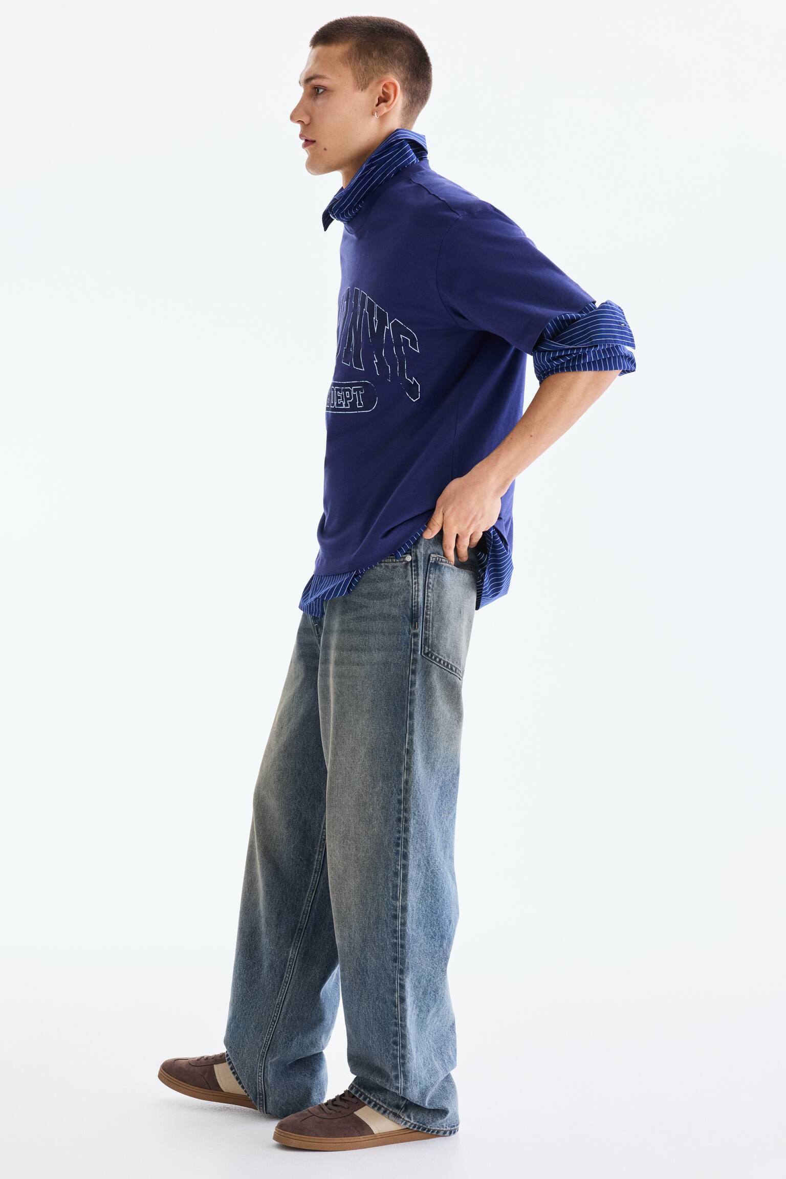 Áo thun in hình Loose Fit - 5